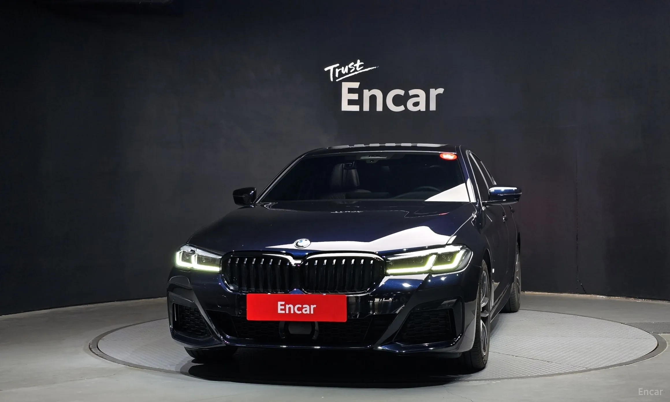 BMW 5 Series (G30)
