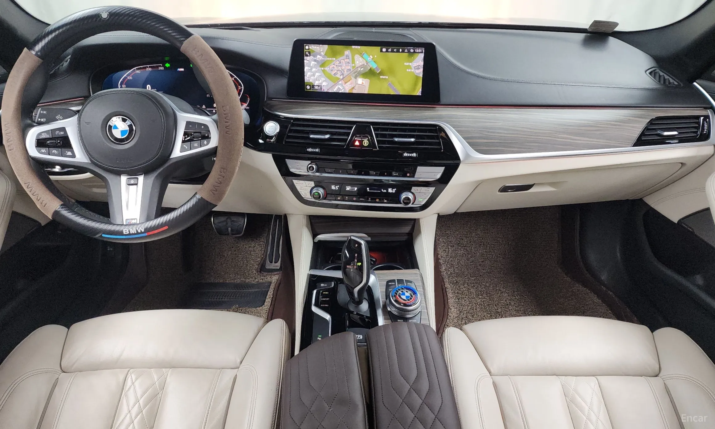 BMW 5 Series (G30) превью 4