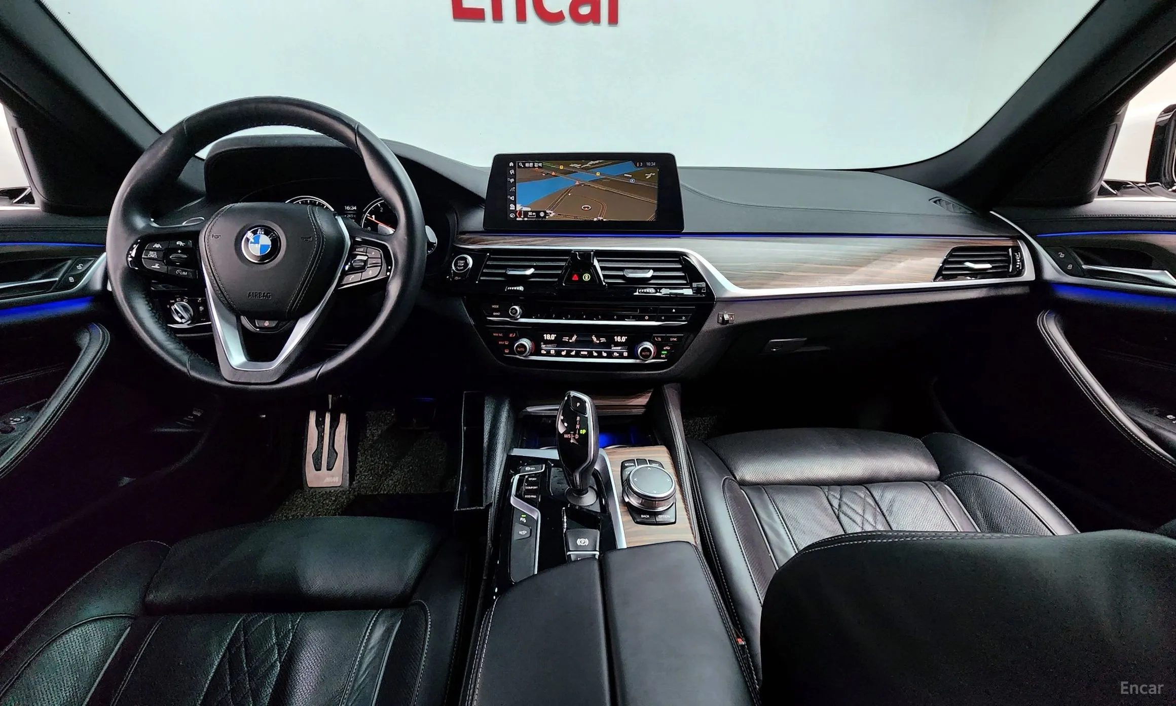 BMW 5 Series (G30) превью 4