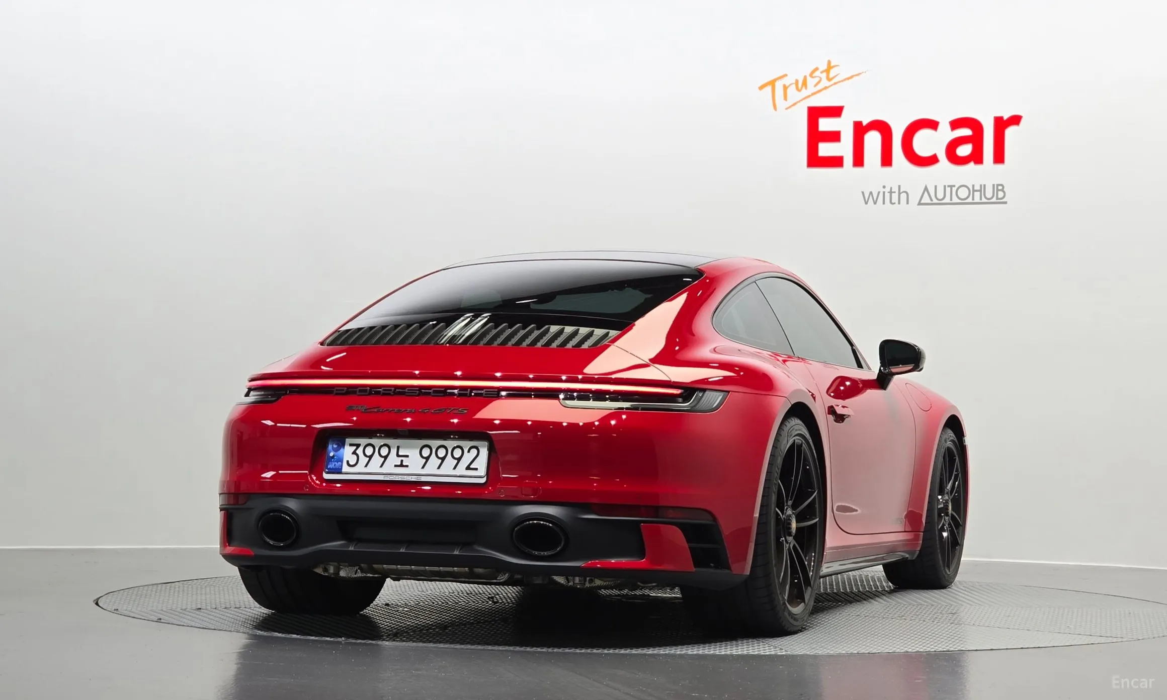 Porsche 911 (992) превью 3