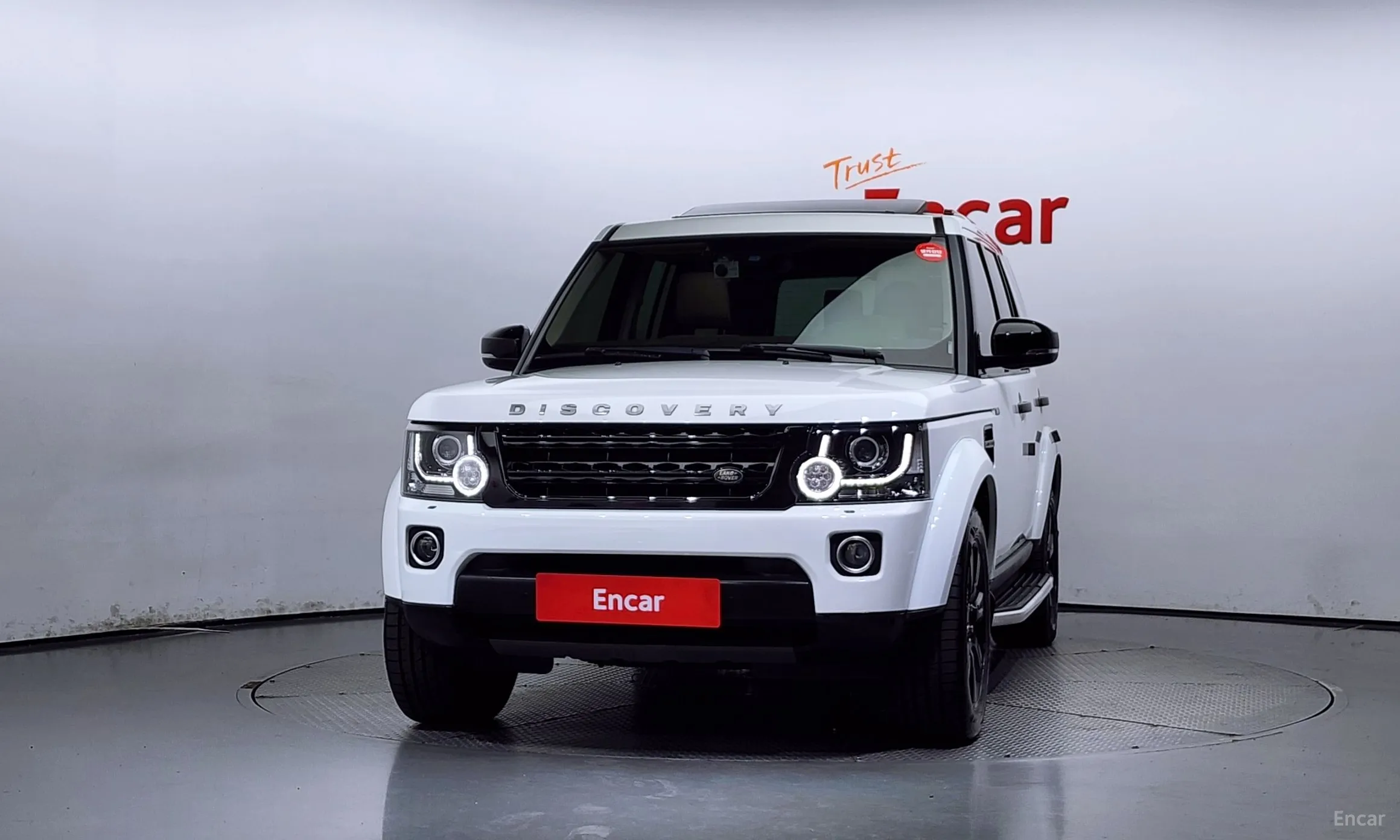 Land Rover Discovery 4 превью 2