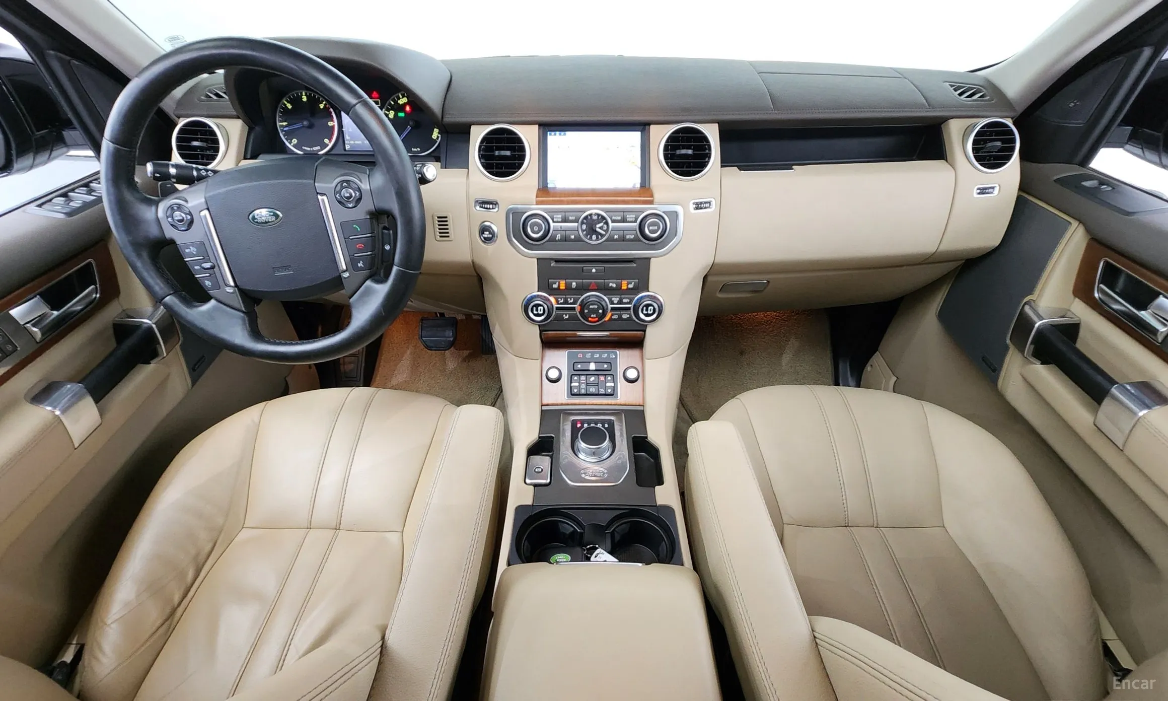 Land Rover Discovery 4 превью 4