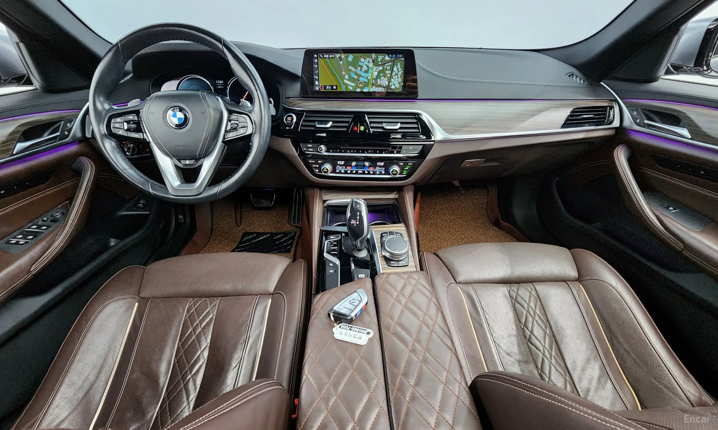 BMW 5 Series (G30) превью 4