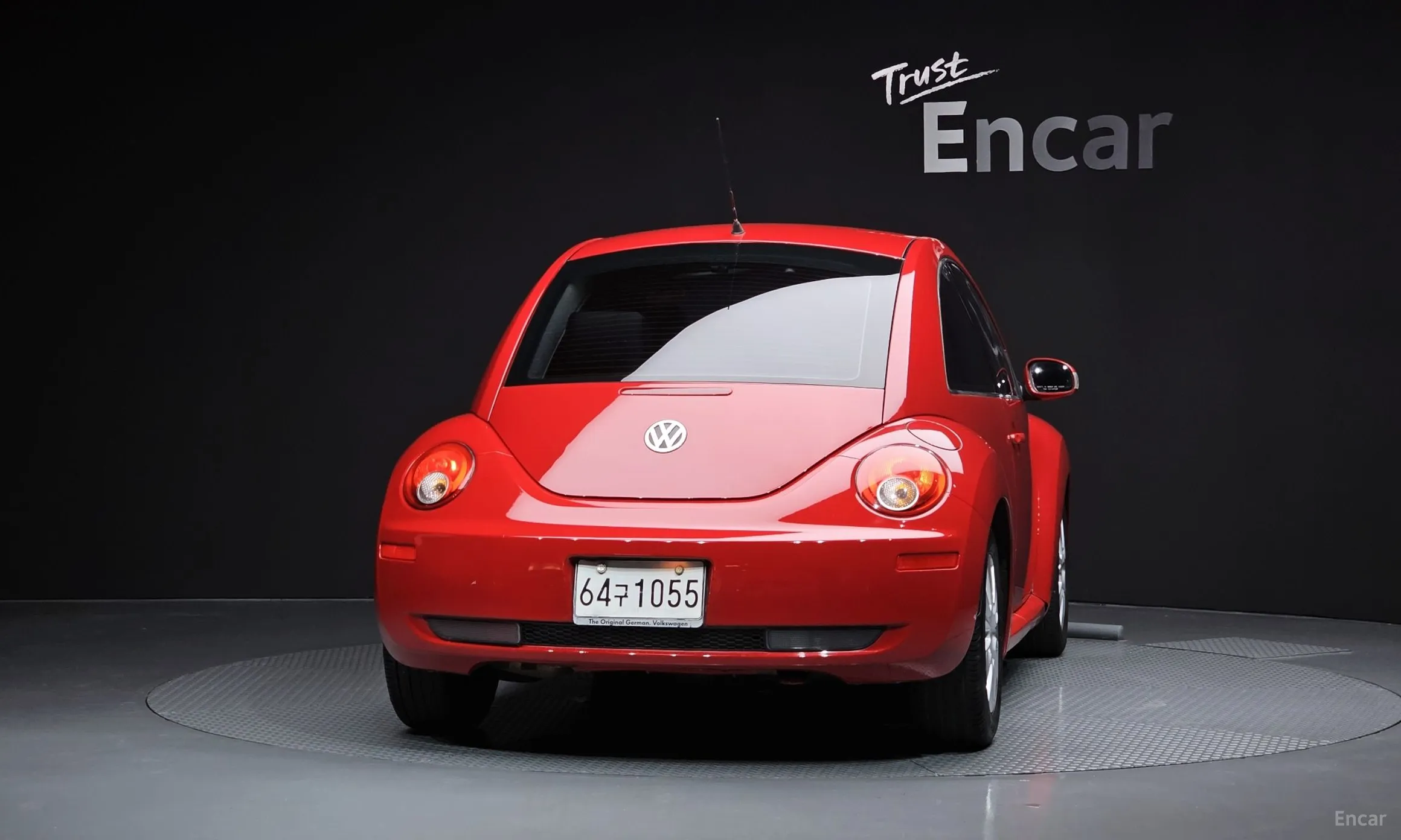 Volkswagen New Beetle превью 3