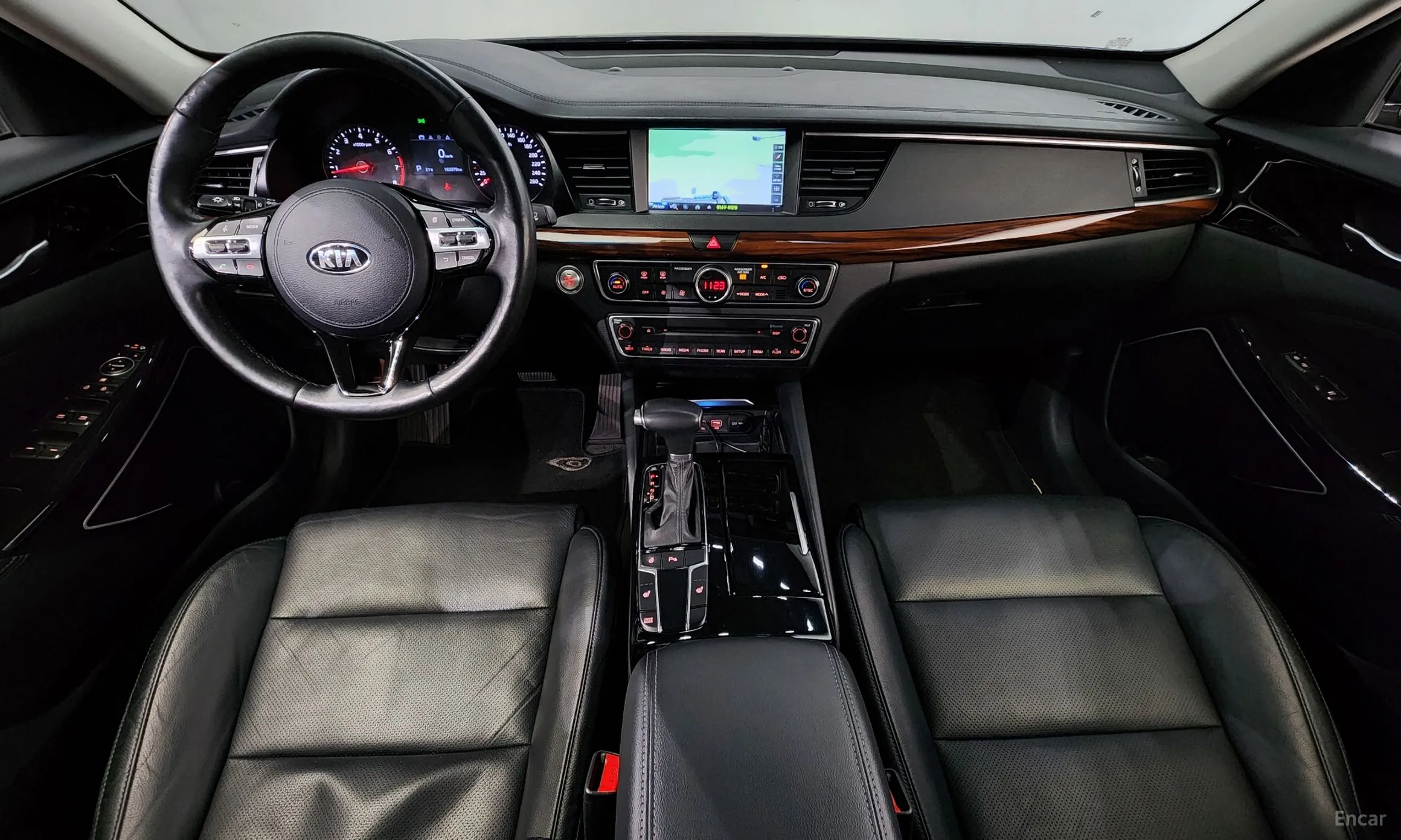 Kia K7 превью 4