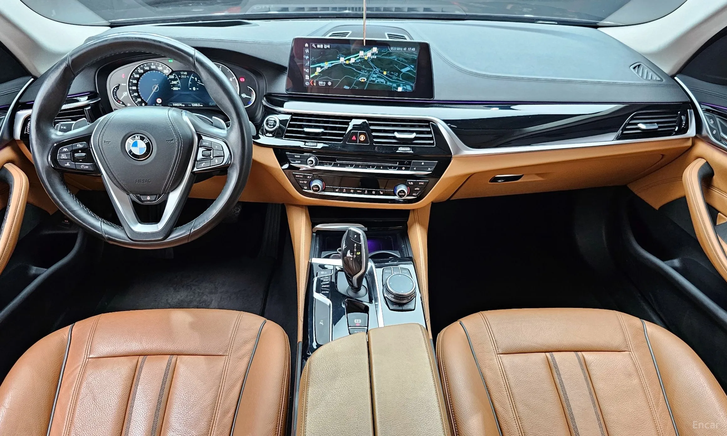 BMW 5 Series (G30) превью 4