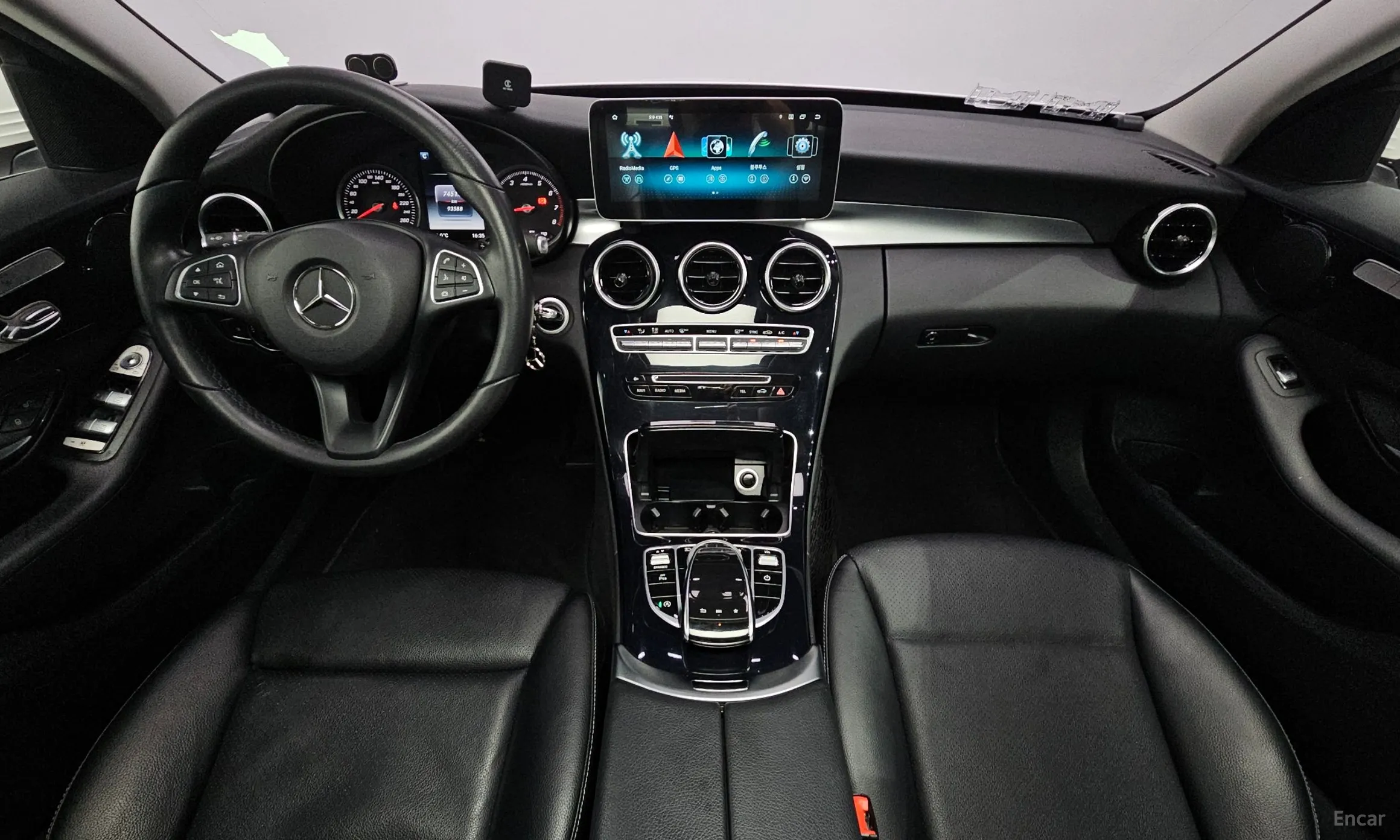 Mercedes Benz C-Class W205 превью 4