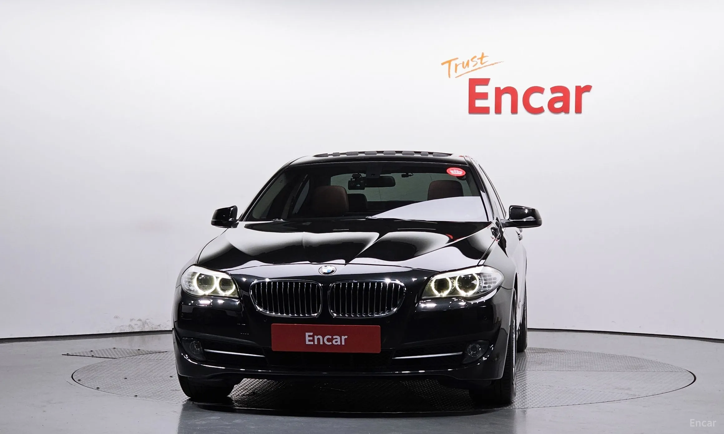 BMW 5 Series (F10) превью 2