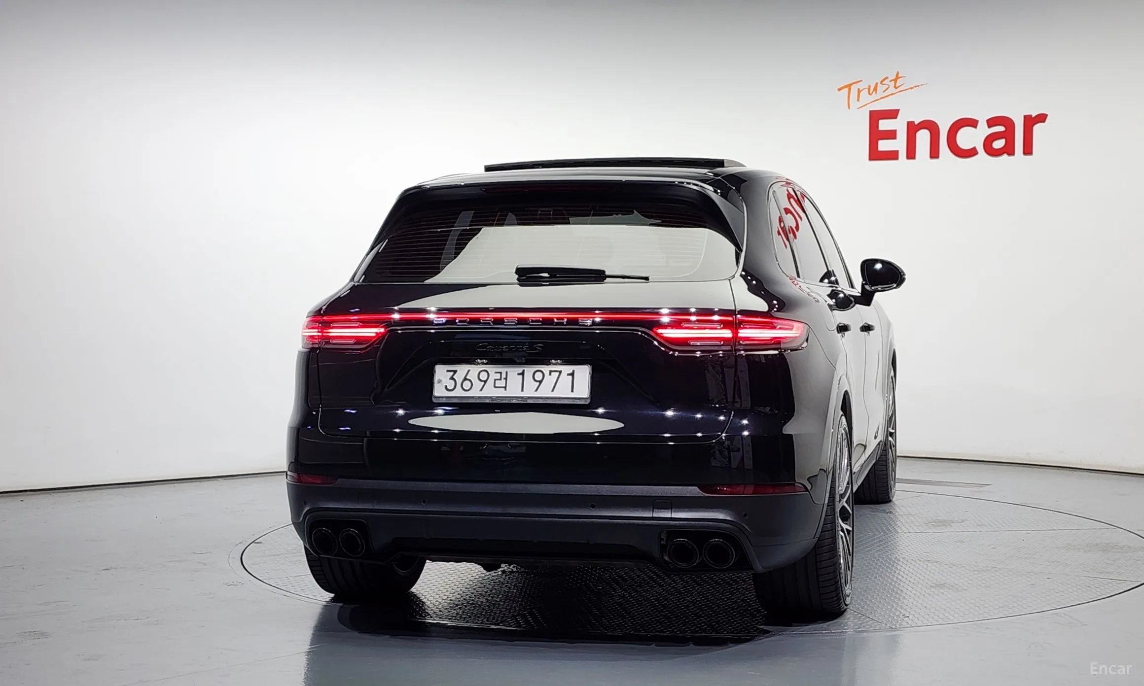 Porsche Cayenne (PO536) превью 3