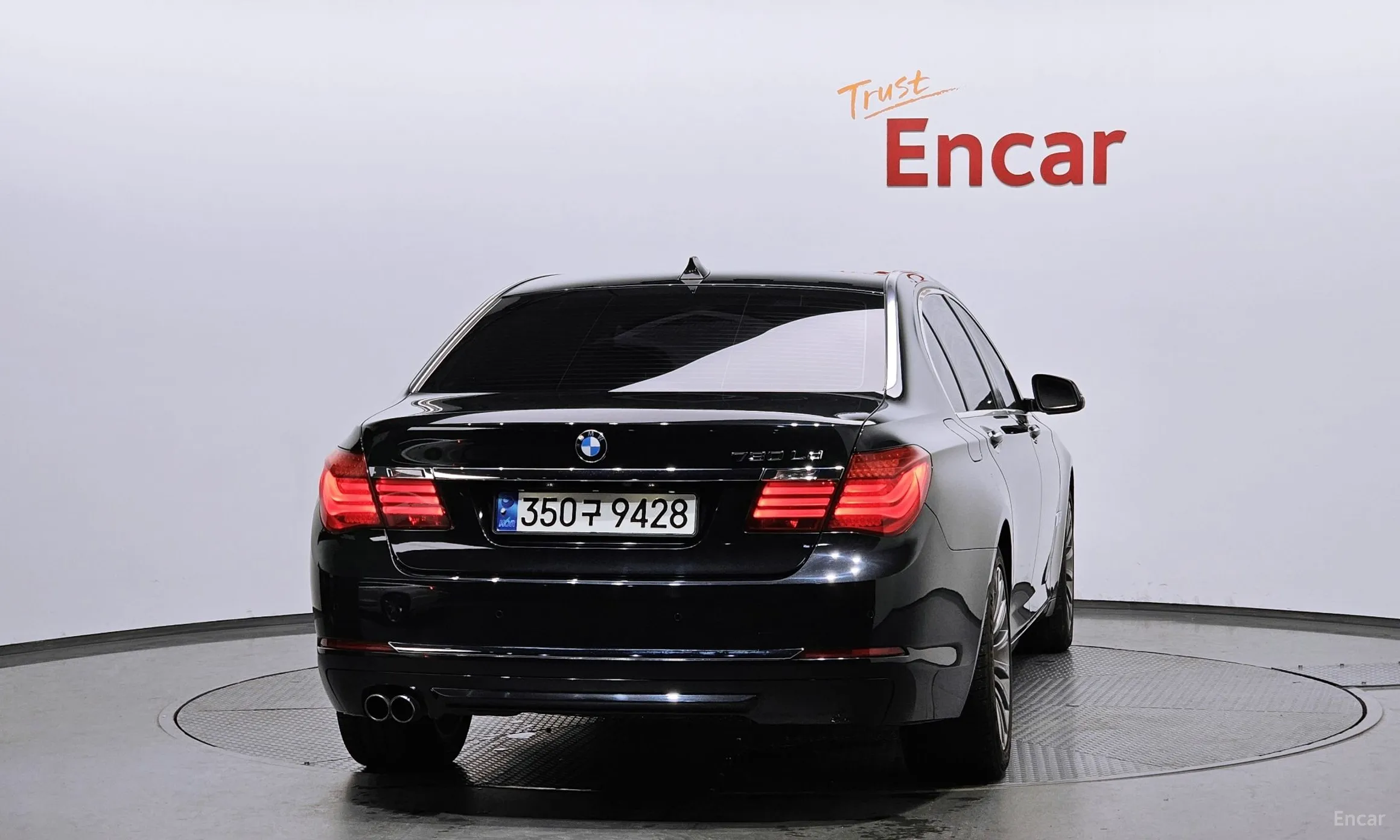 BMW 7 Series (F01) превью 3