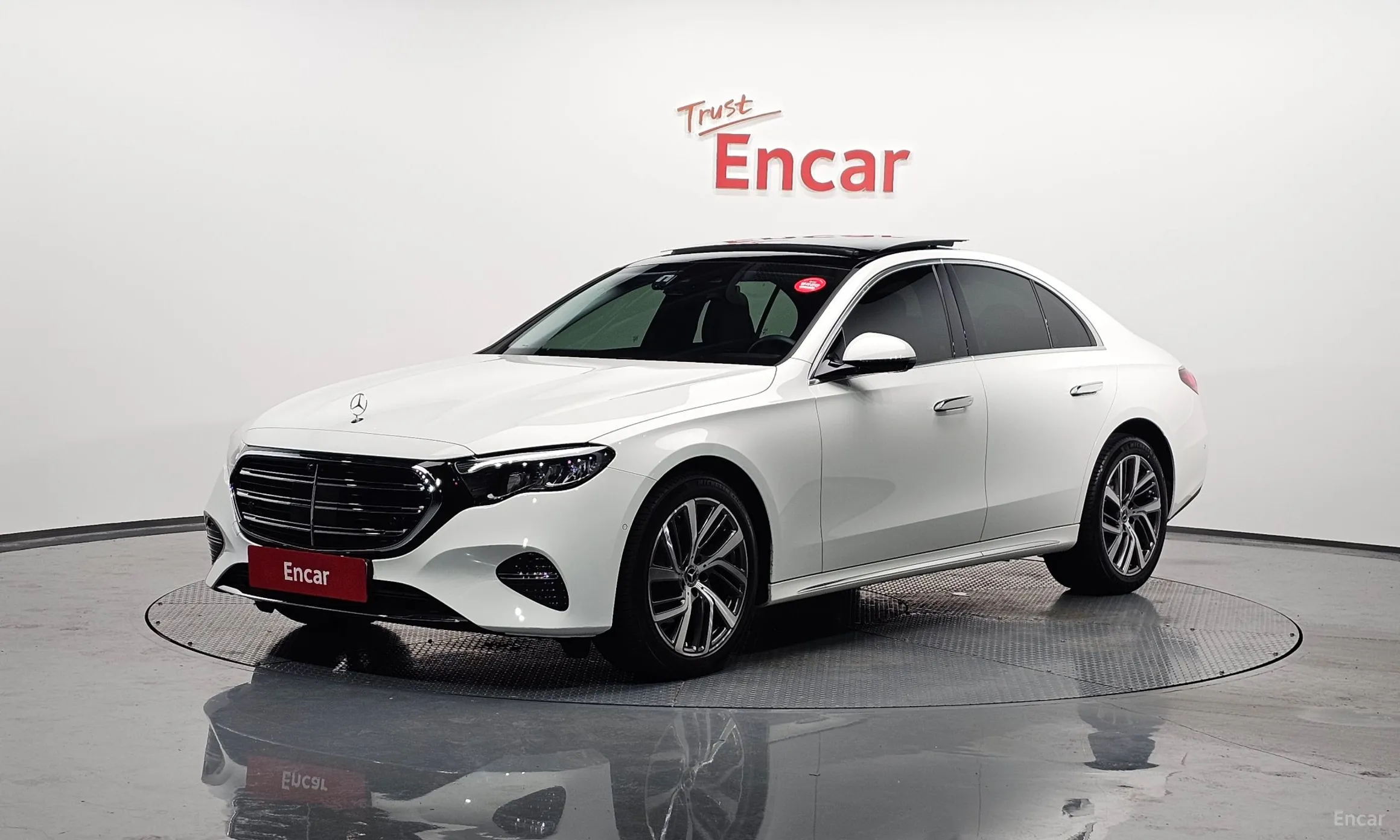 E-Class W214