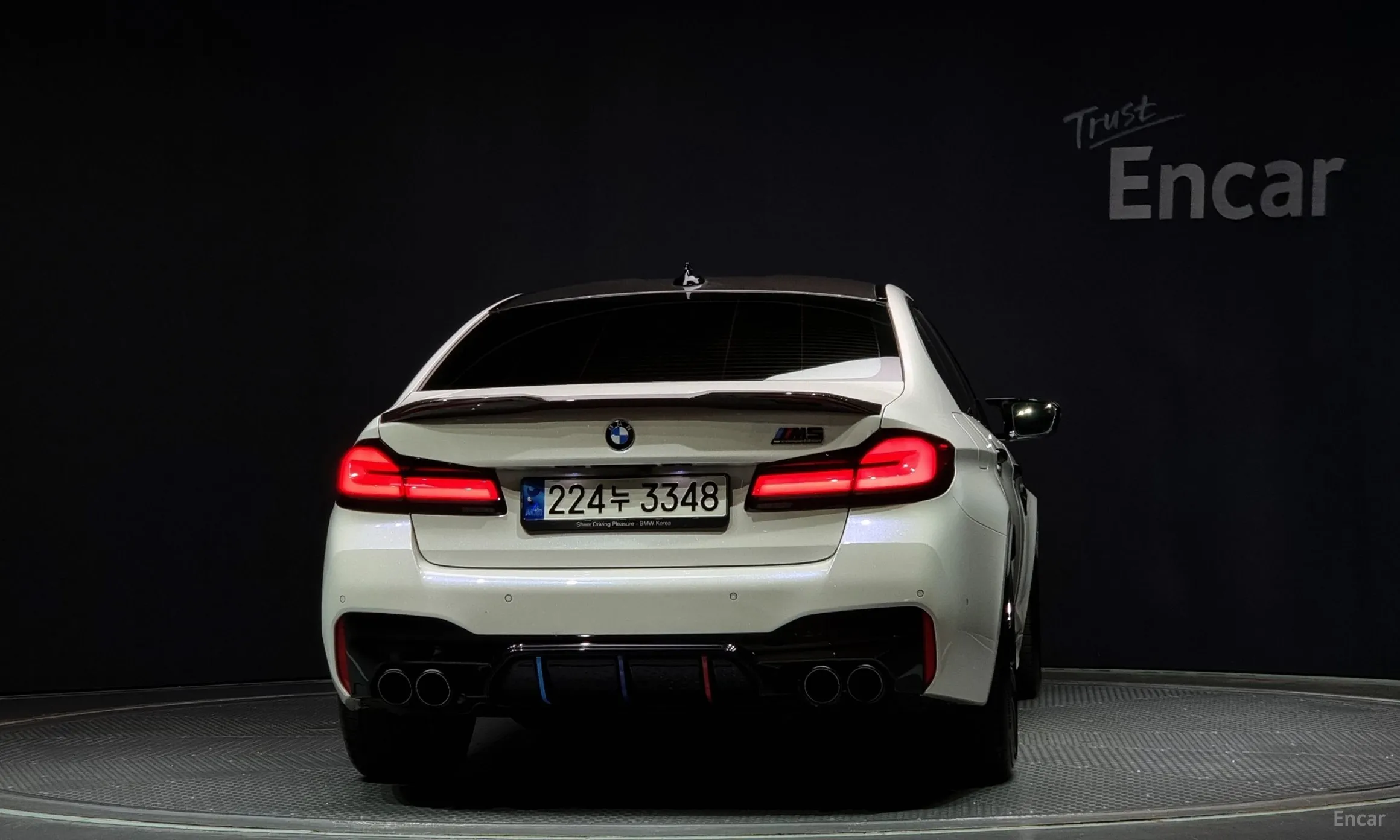 BMW M5 (F90) превью 3
