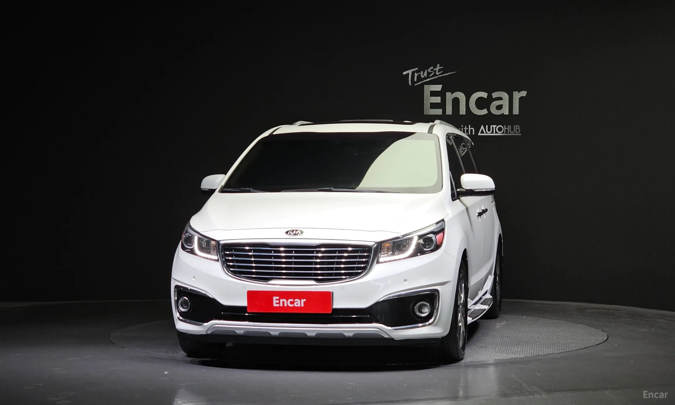Kia Carnival превью 2