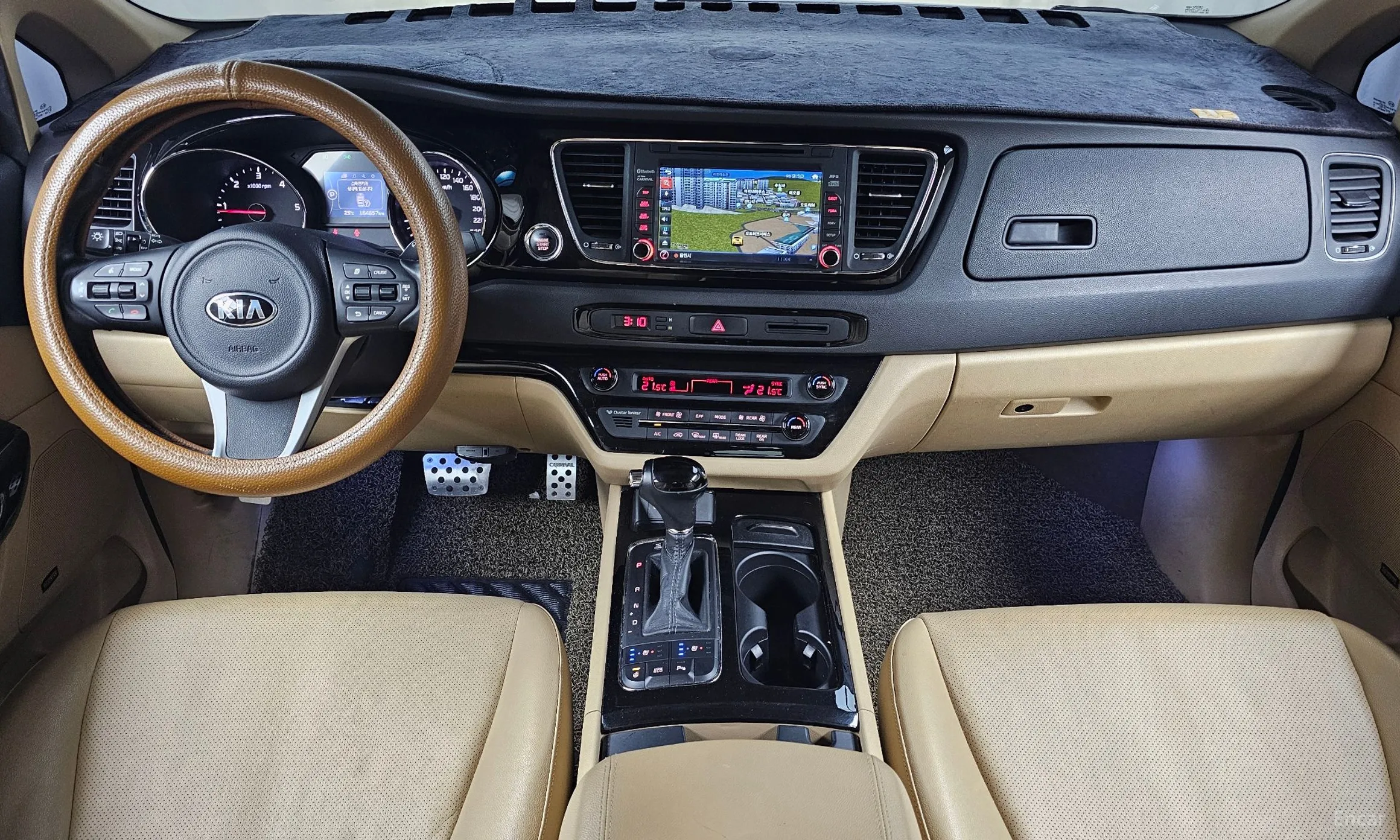 Kia Carnival превью 4