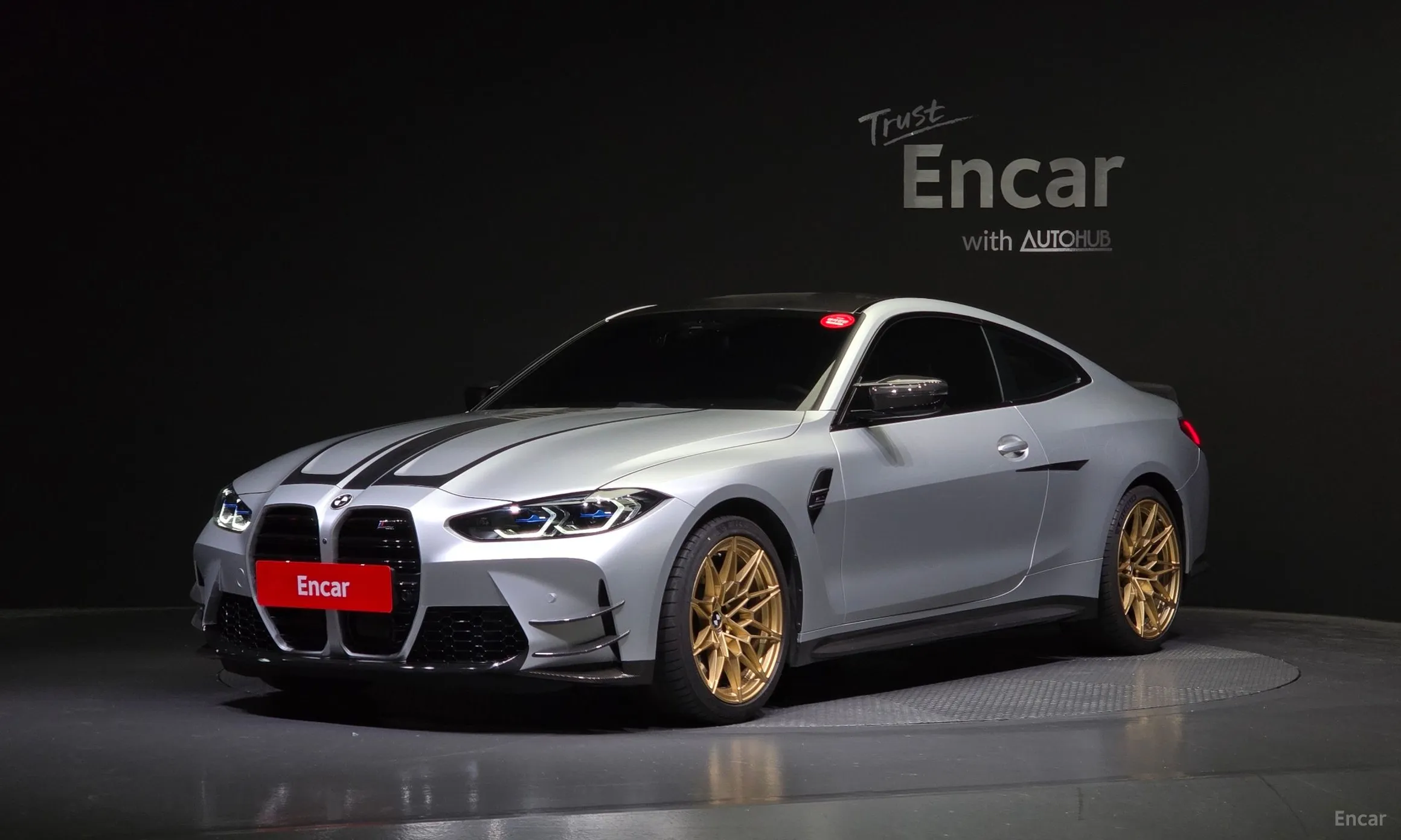 BMW M4 (G82)
