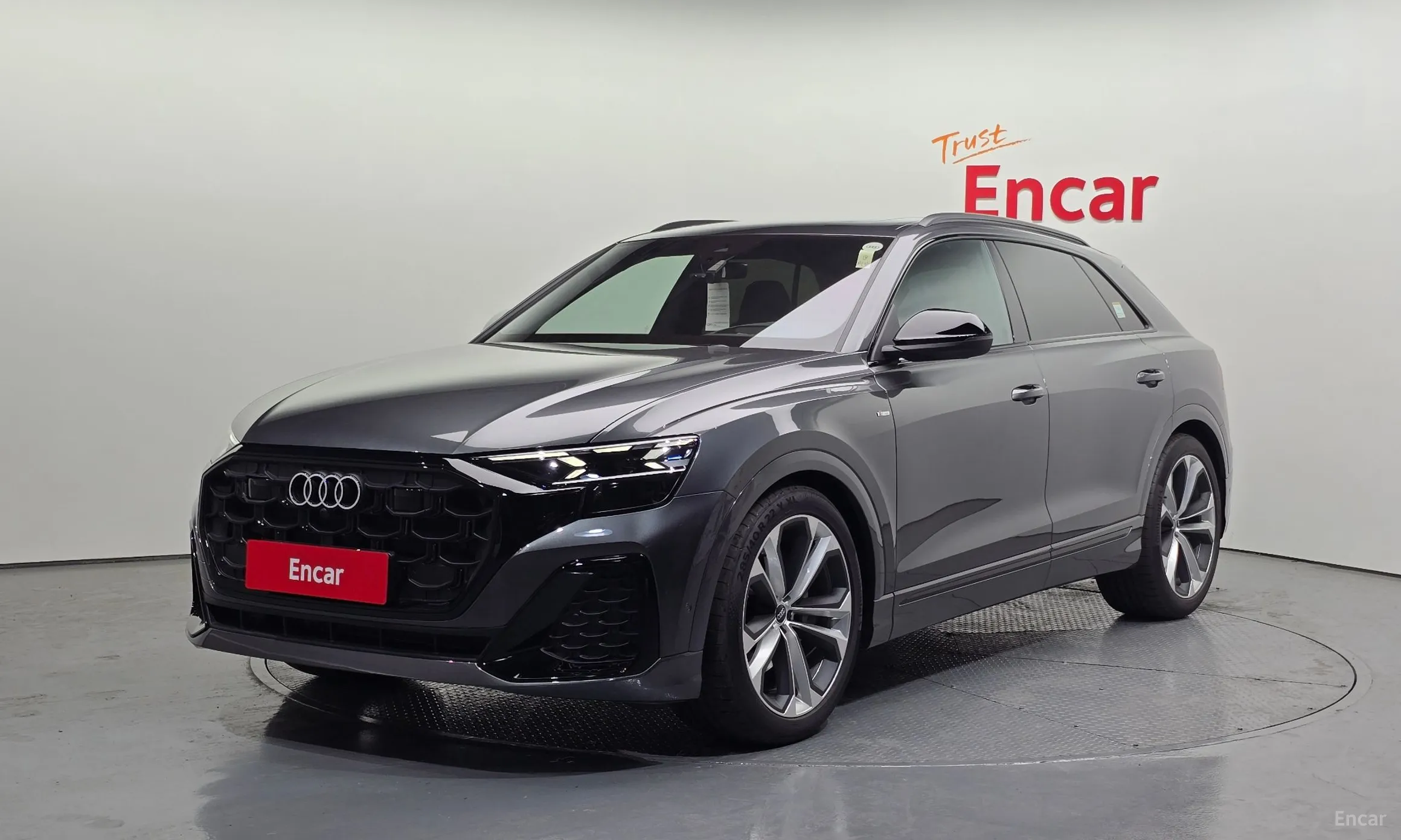 Audi Q8 (4M)