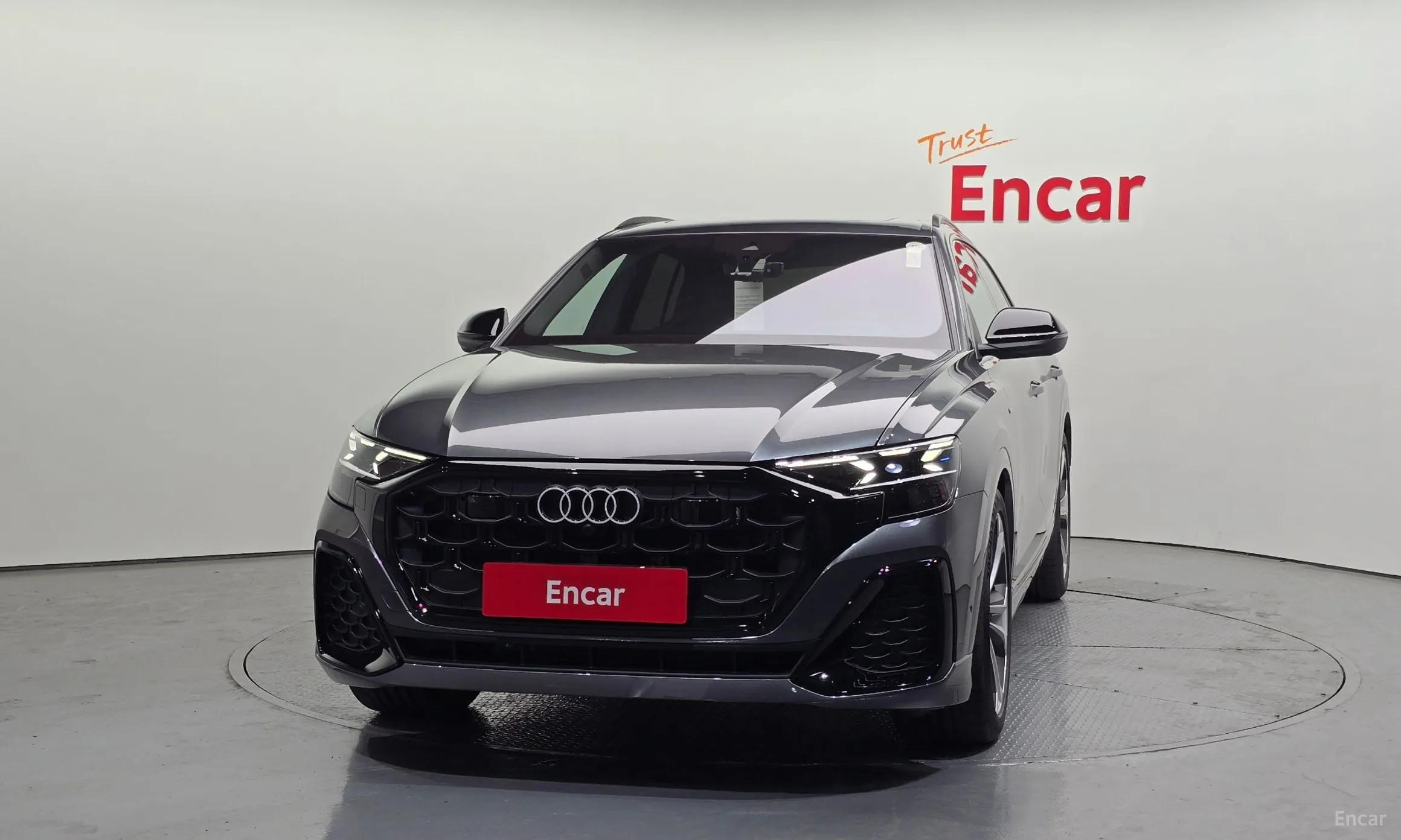 Audi Q8 (4M)