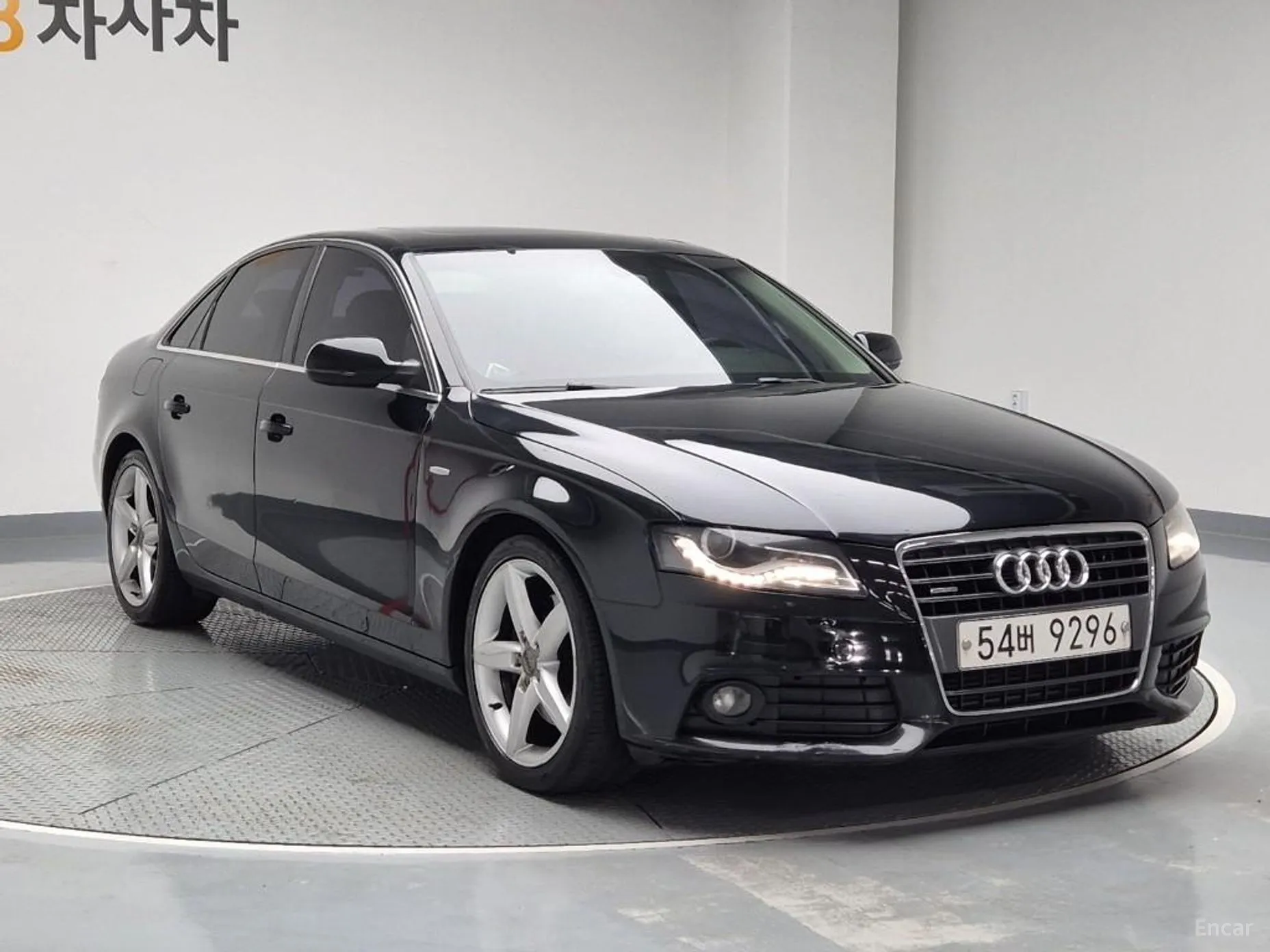 Audi New A4 превью 3
