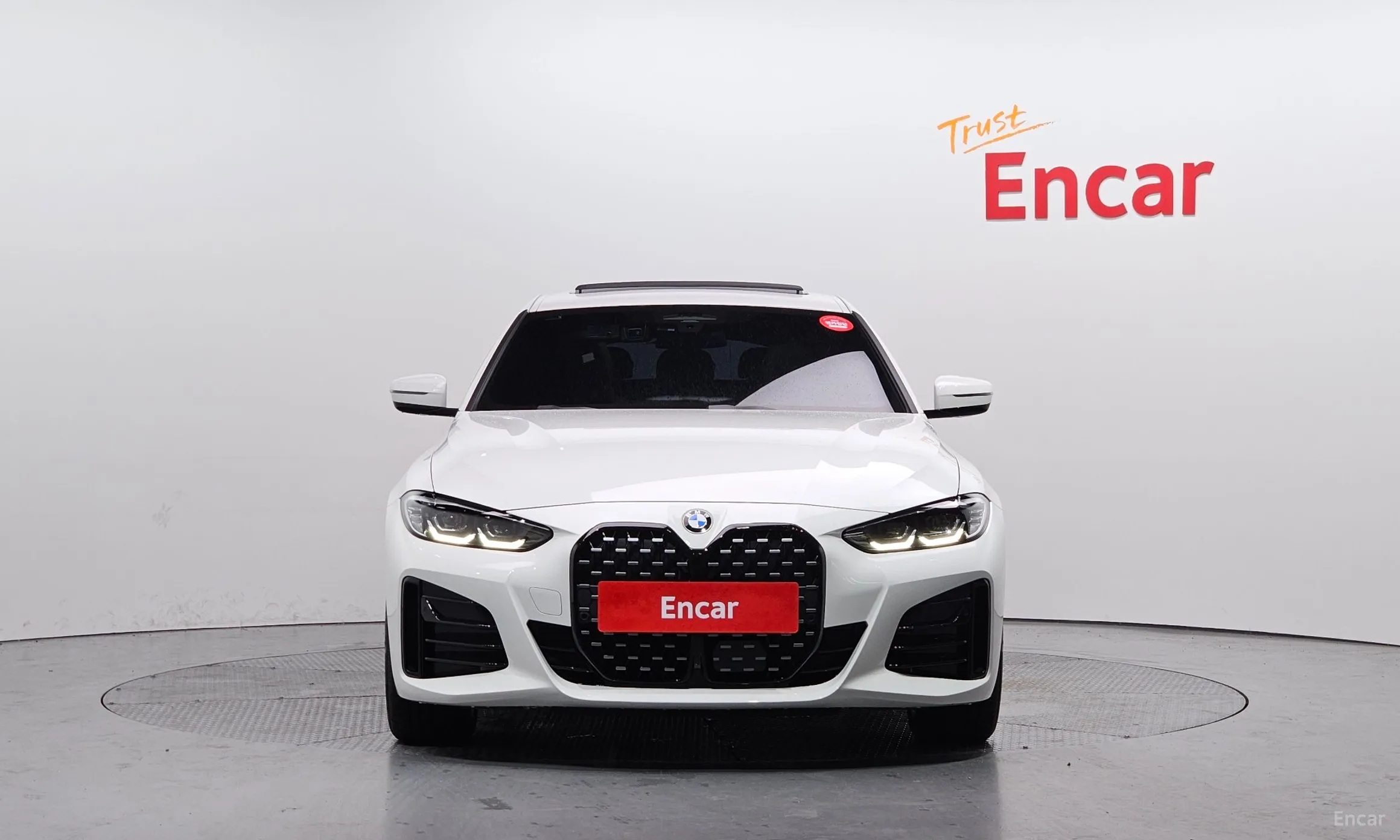 BMW Series 4 (G22) превью 2