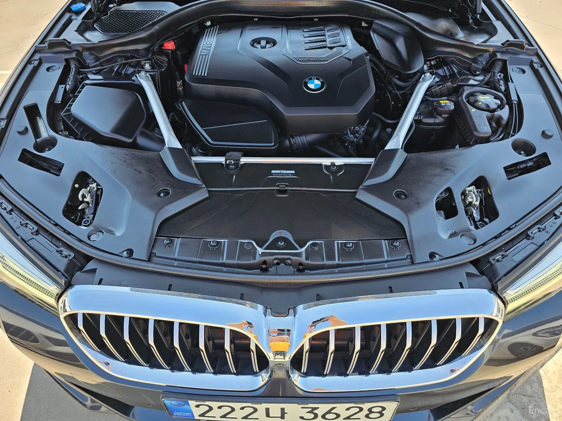 BMW 5 Series (G30) превью 4