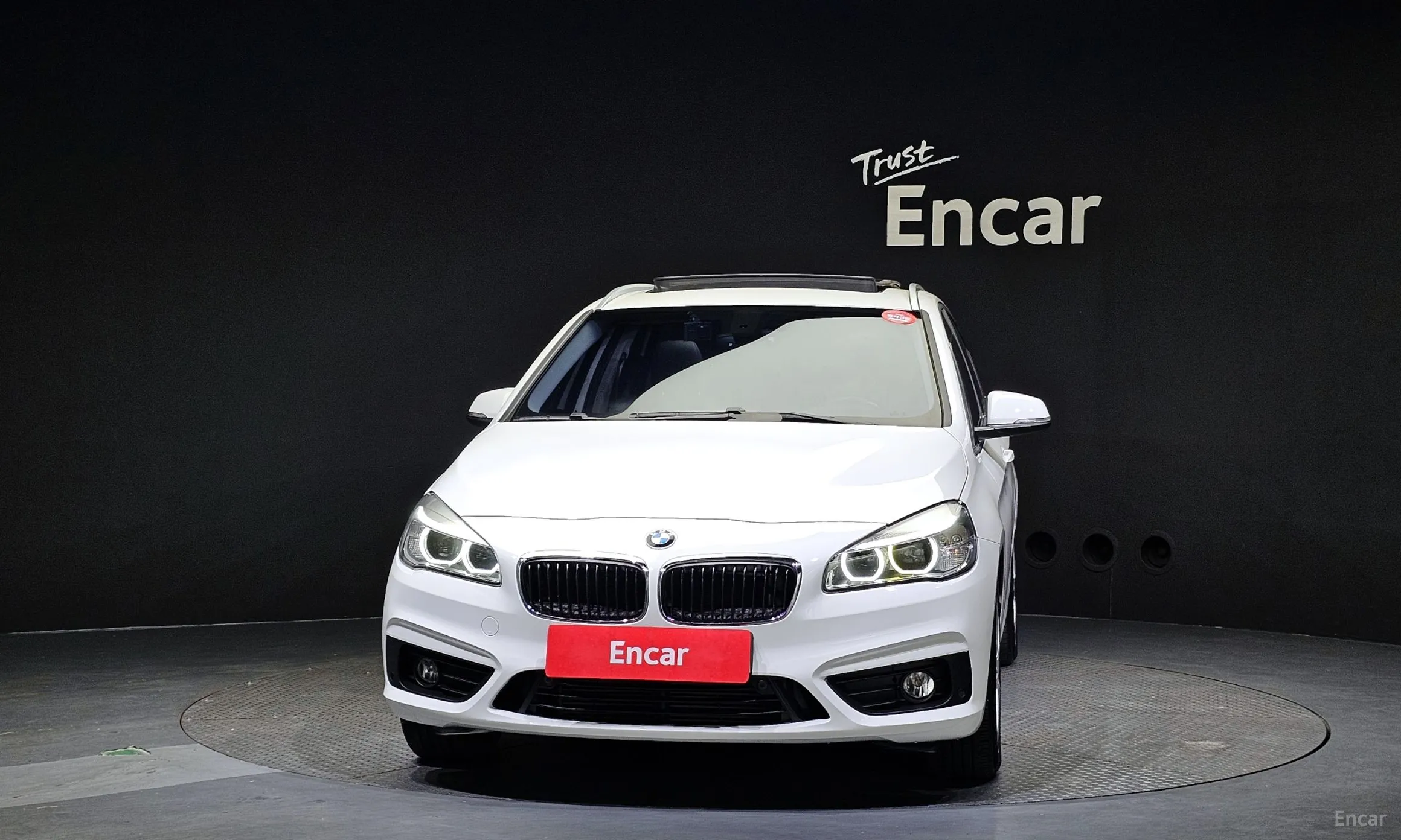 BMW 2-Series Active Tourer (F45) превью 2