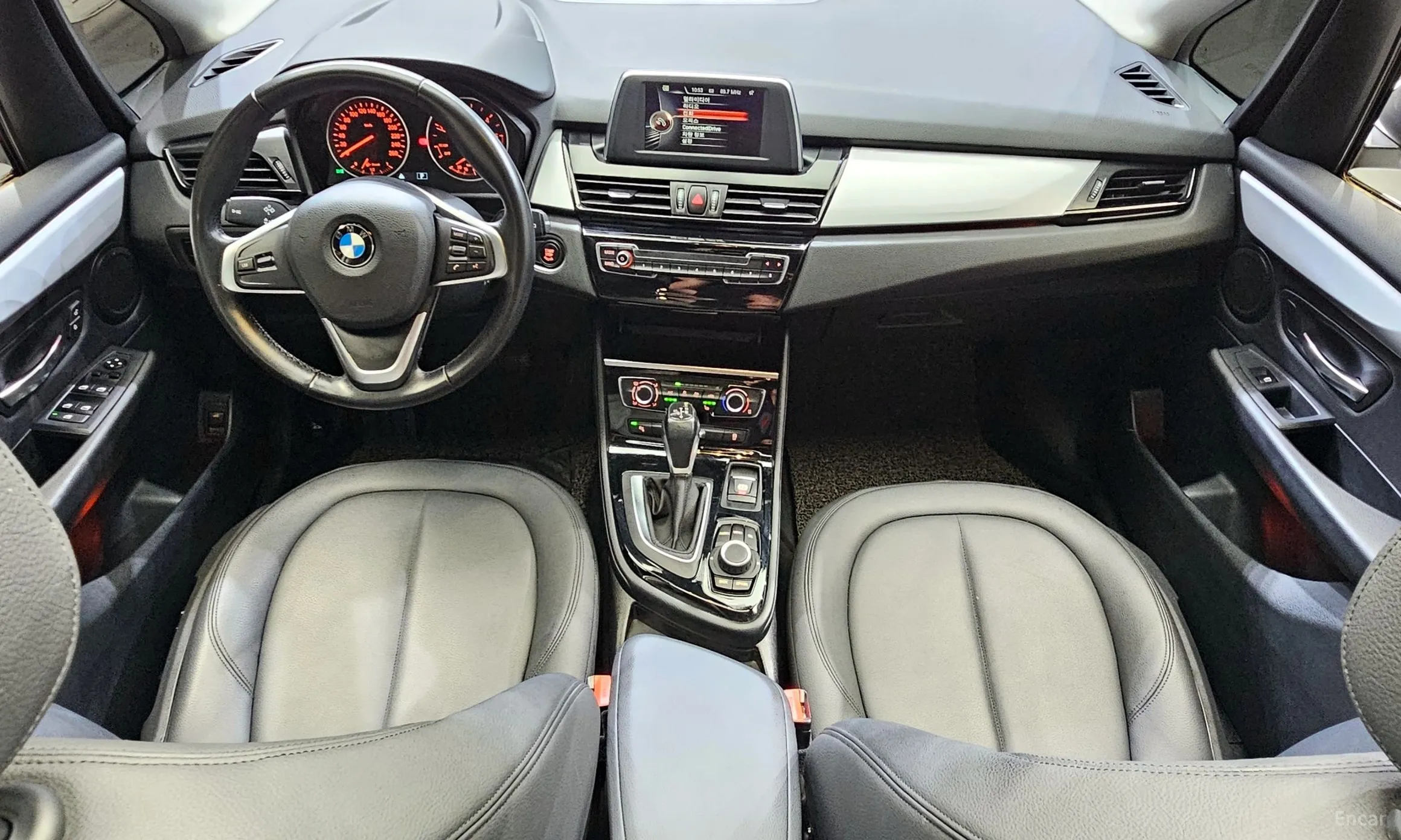 BMW 2-Series Active Tourer (F45) превью 4
