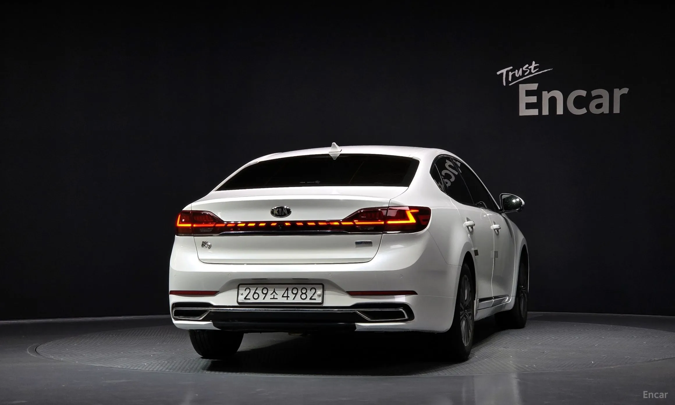 Kia K7 Premier Hybrid превью 3