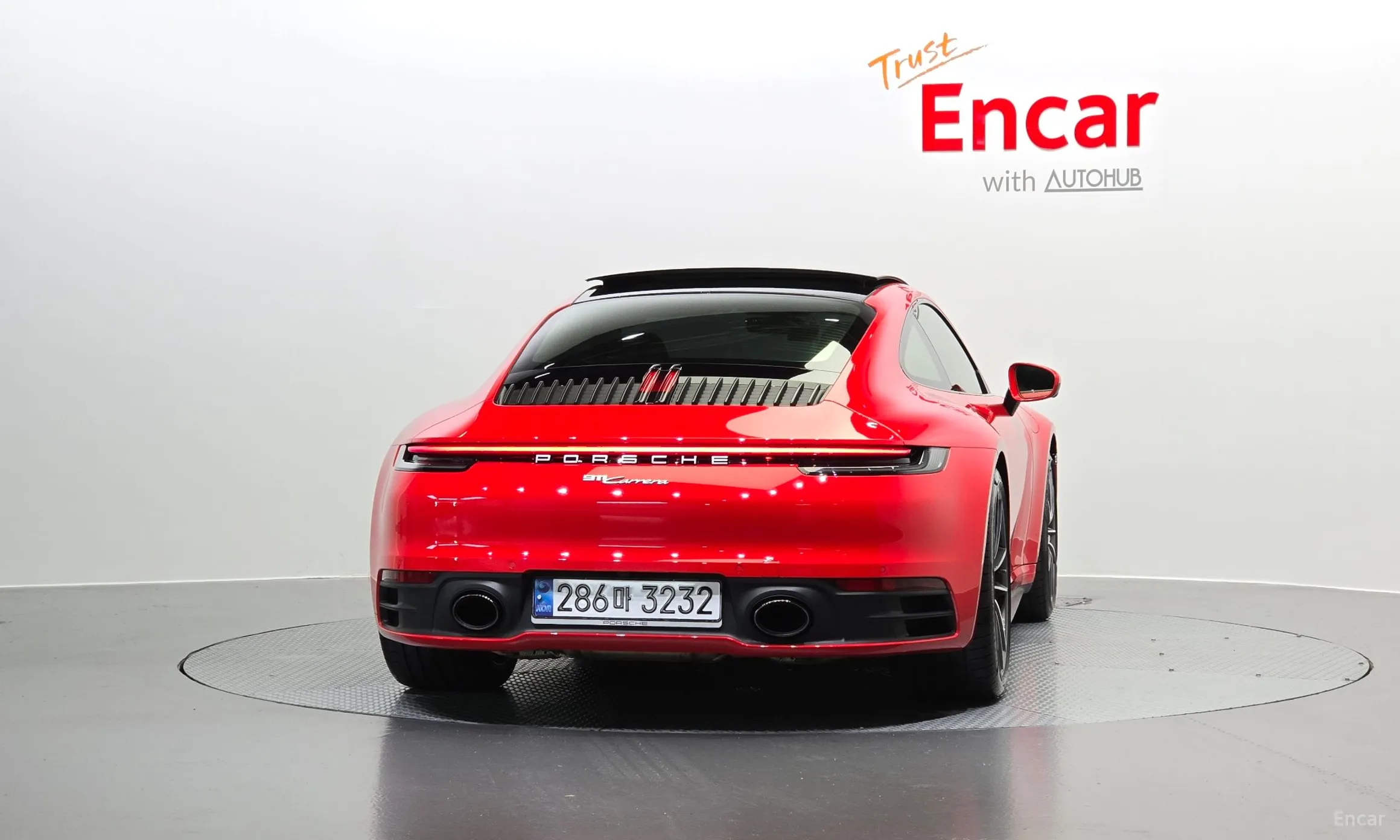 Porsche 911 (992) превью 3