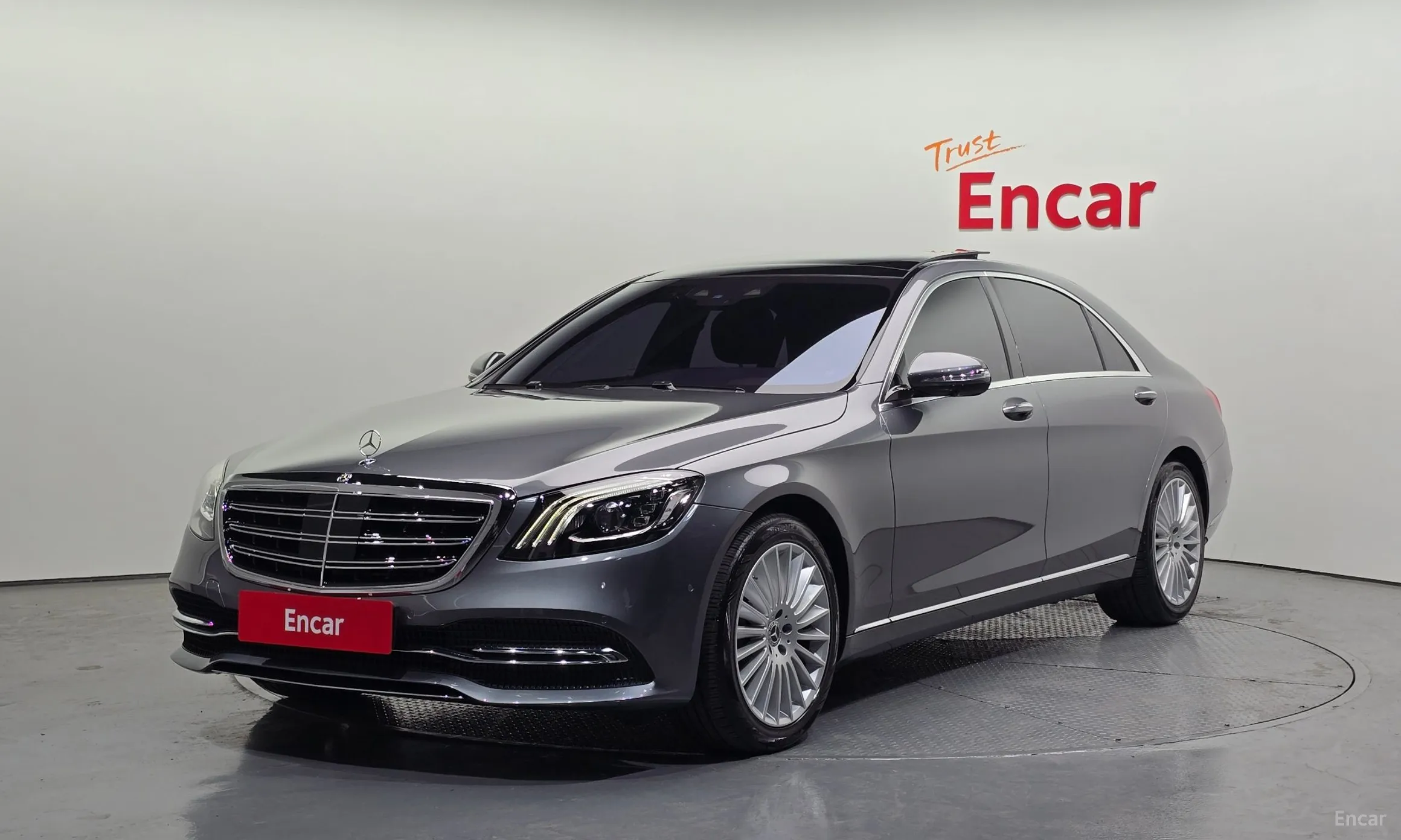 Mercedes Benz S-Class W222