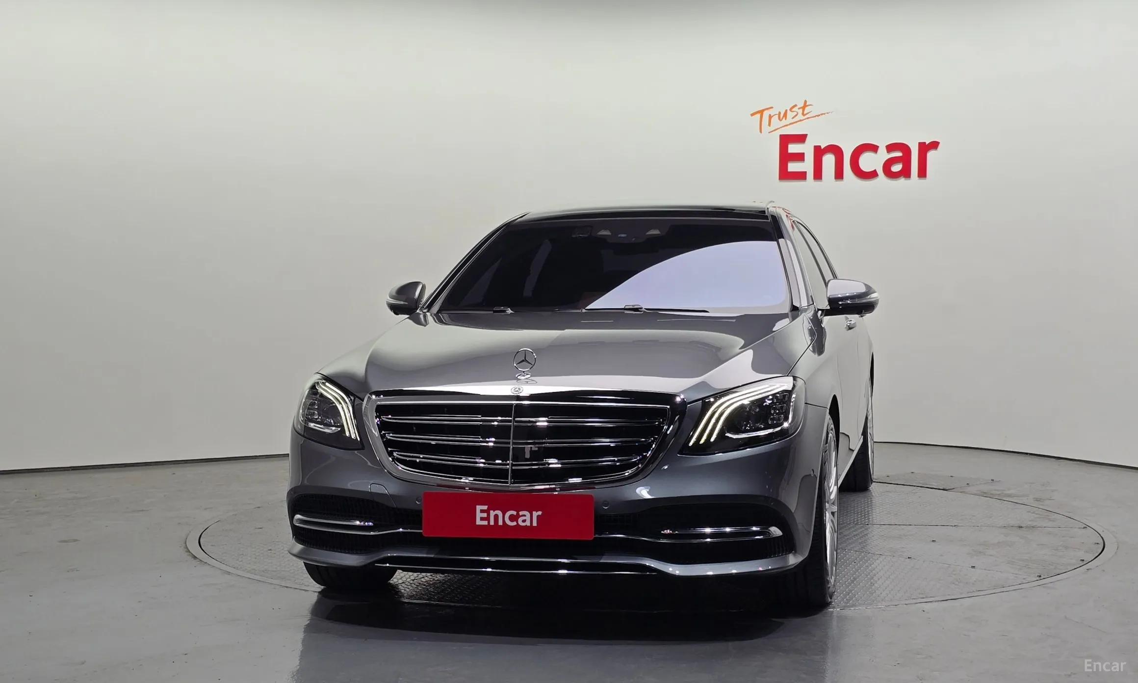 Mercedes Benz S-Class W222