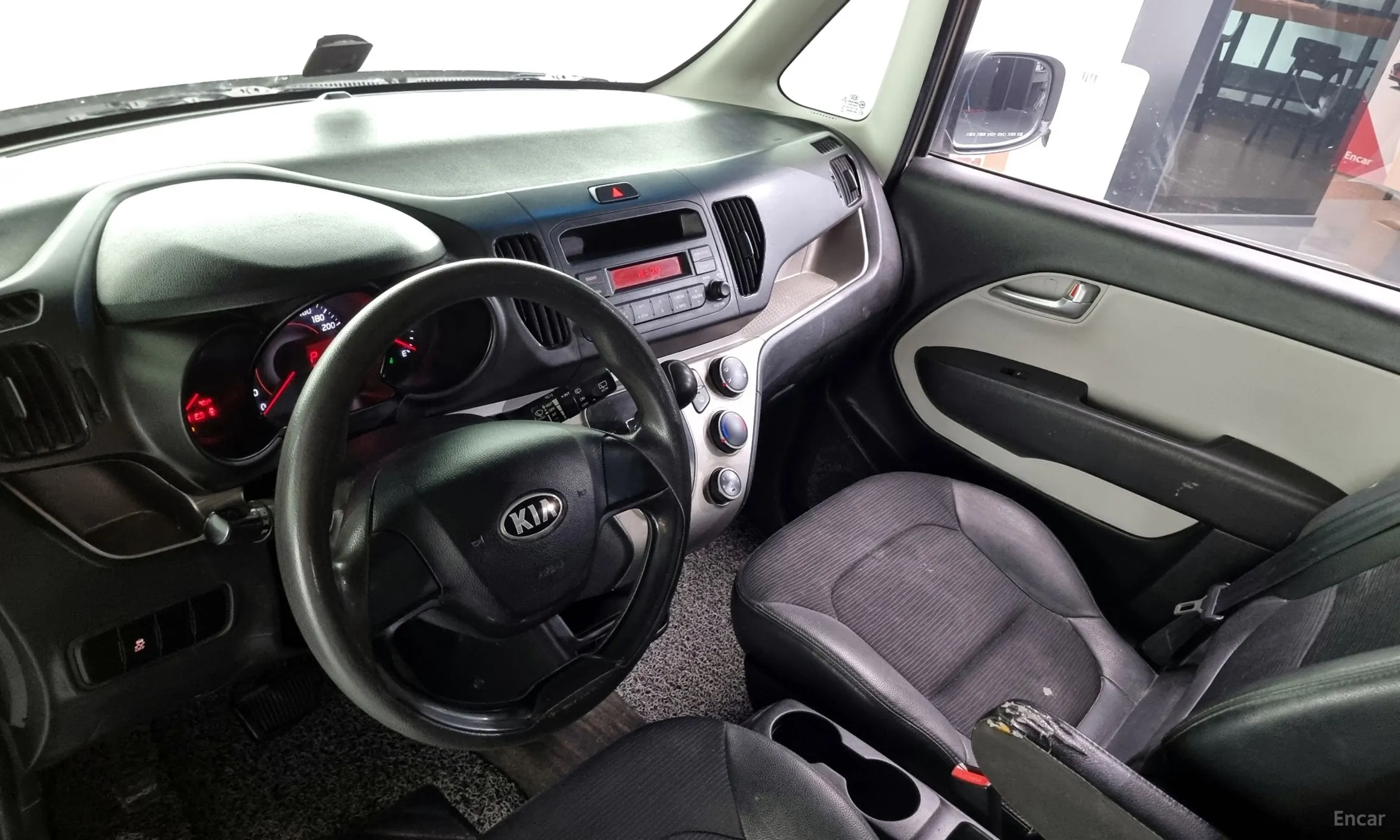 Kia Ray превью 4