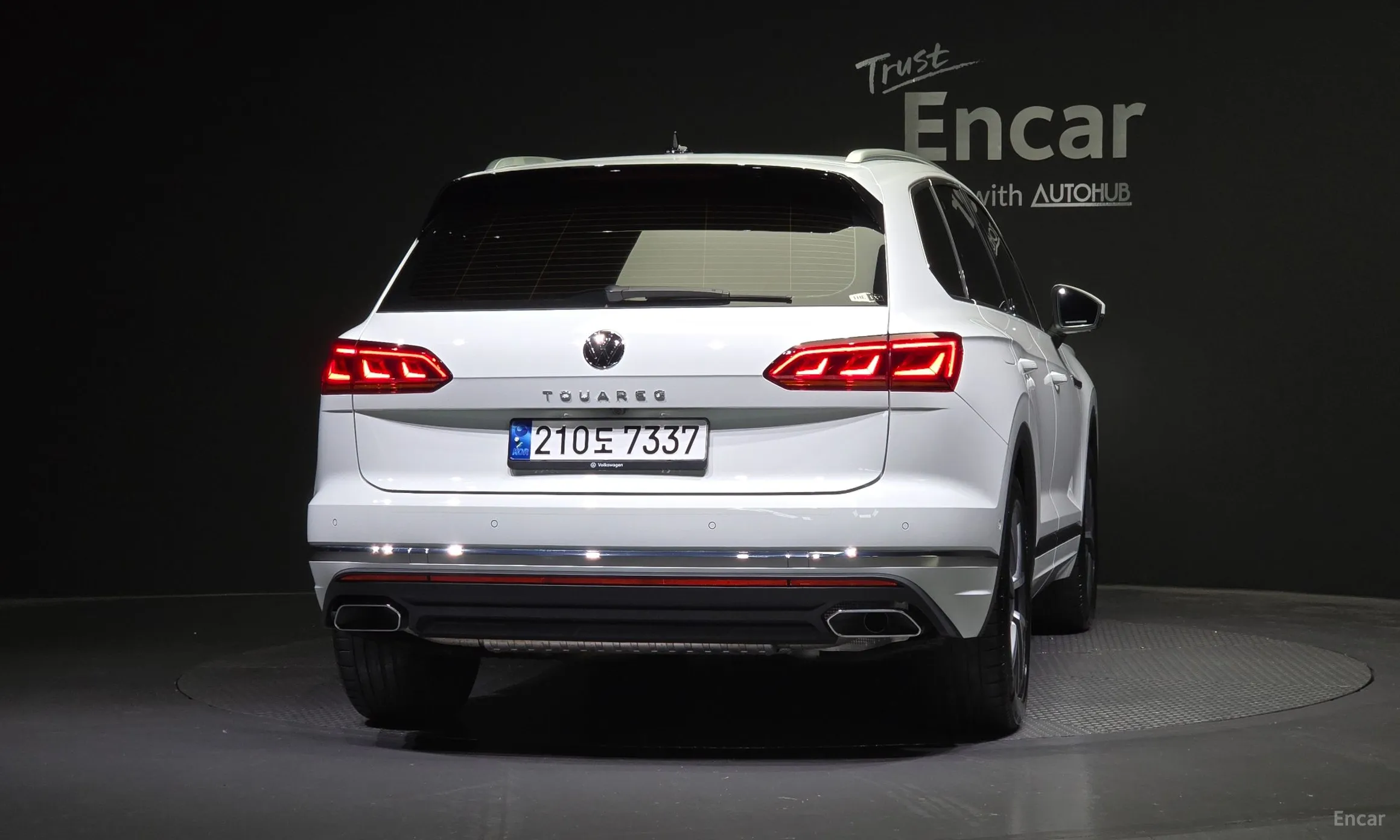 Volkswagen Touareg 3rd Generation превью 3