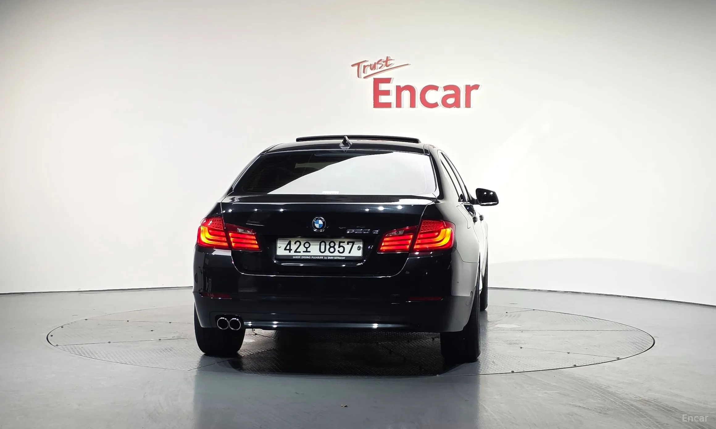 BMW 5 Series (F10) превью 2