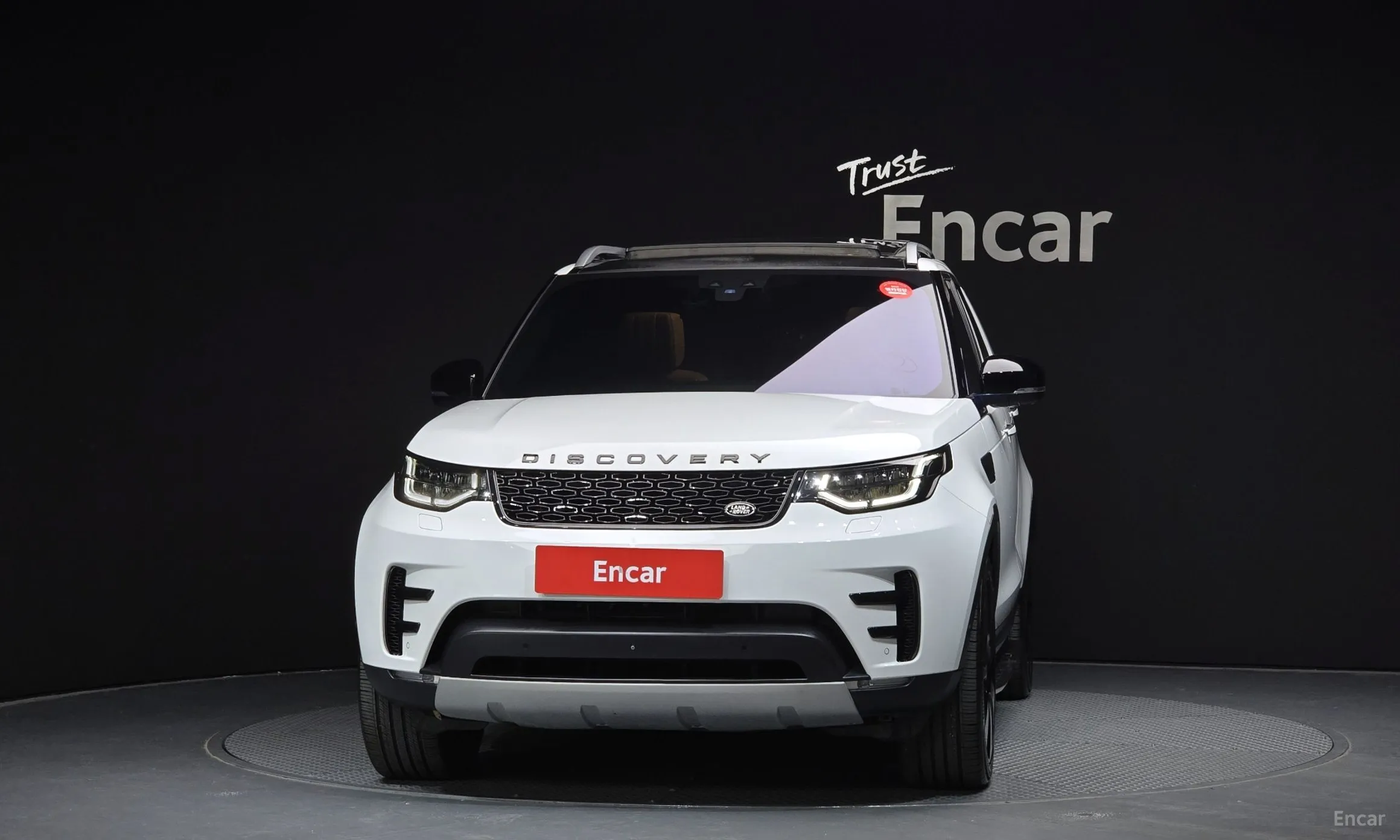 Land Rover Discovery 5 превью 2