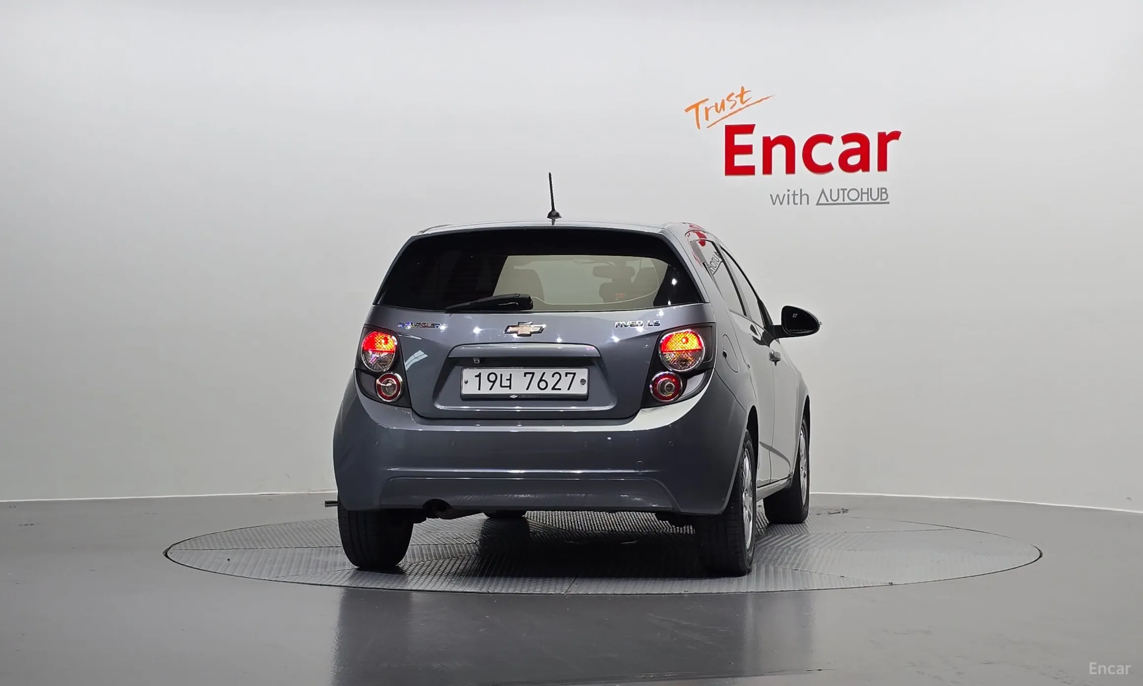Chevrolet (GM Daewoo) Aveo Hatchback превью 3