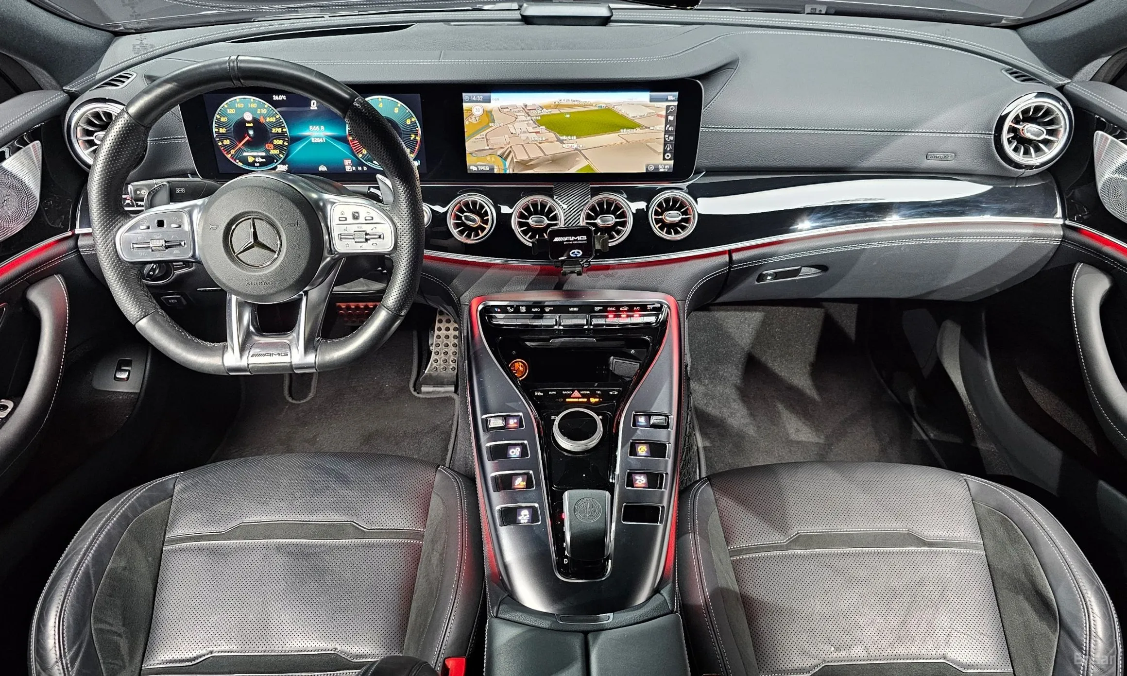 Mercedes Benz AMG GT превью 4