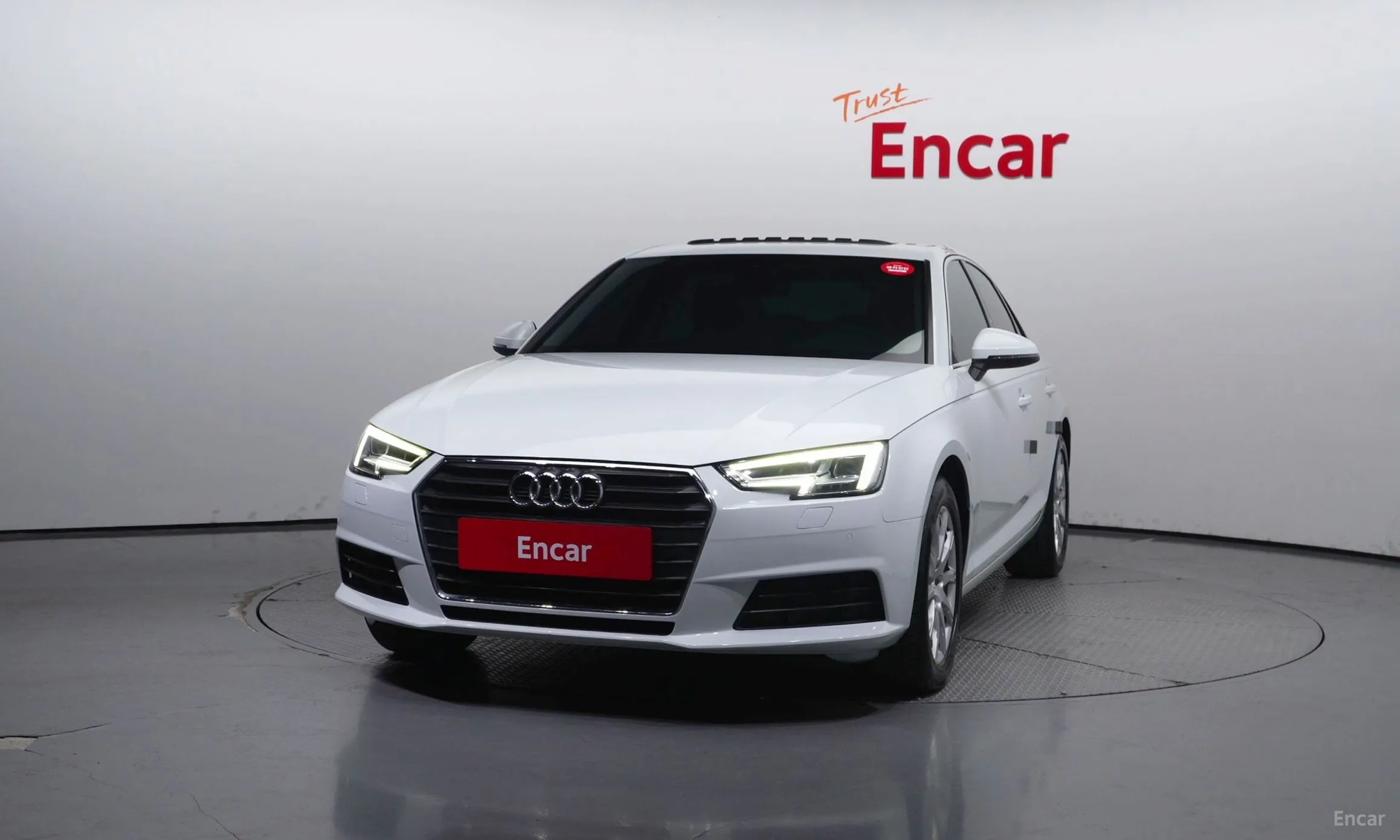 Audi A4 (B9) превью 2