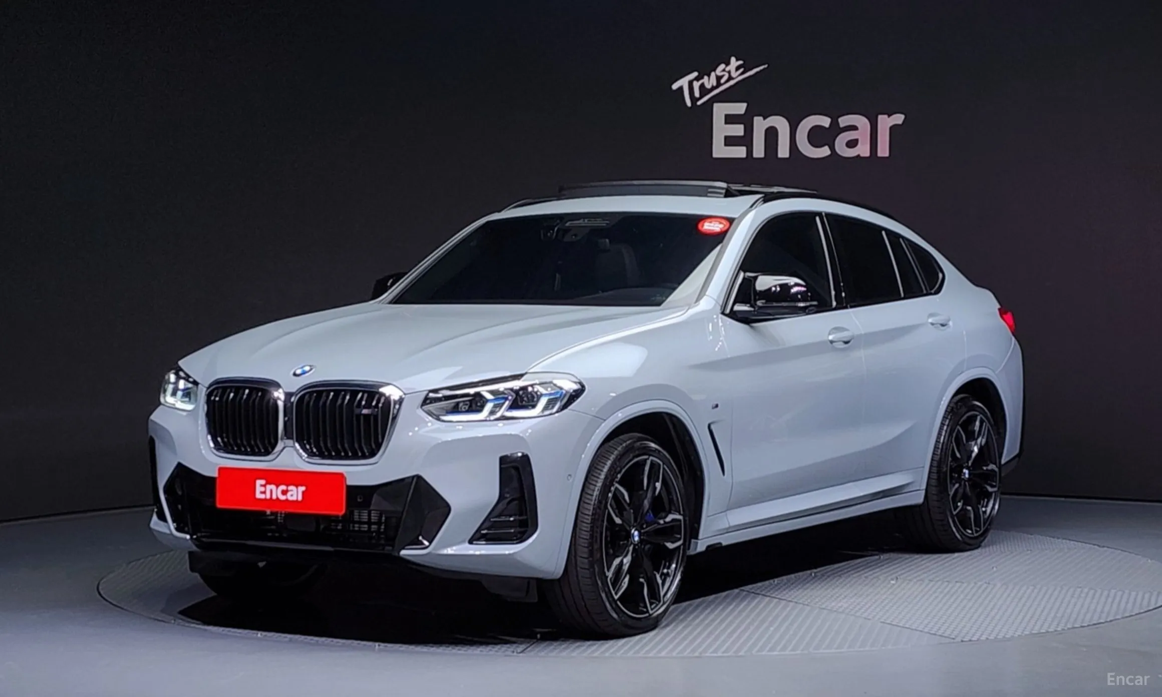 X4 (G02)
