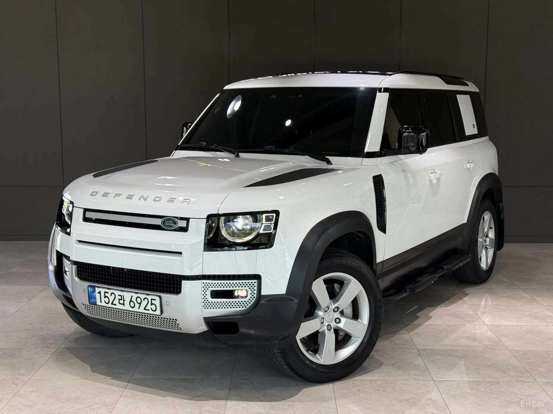 Land Rover Defender (L663)