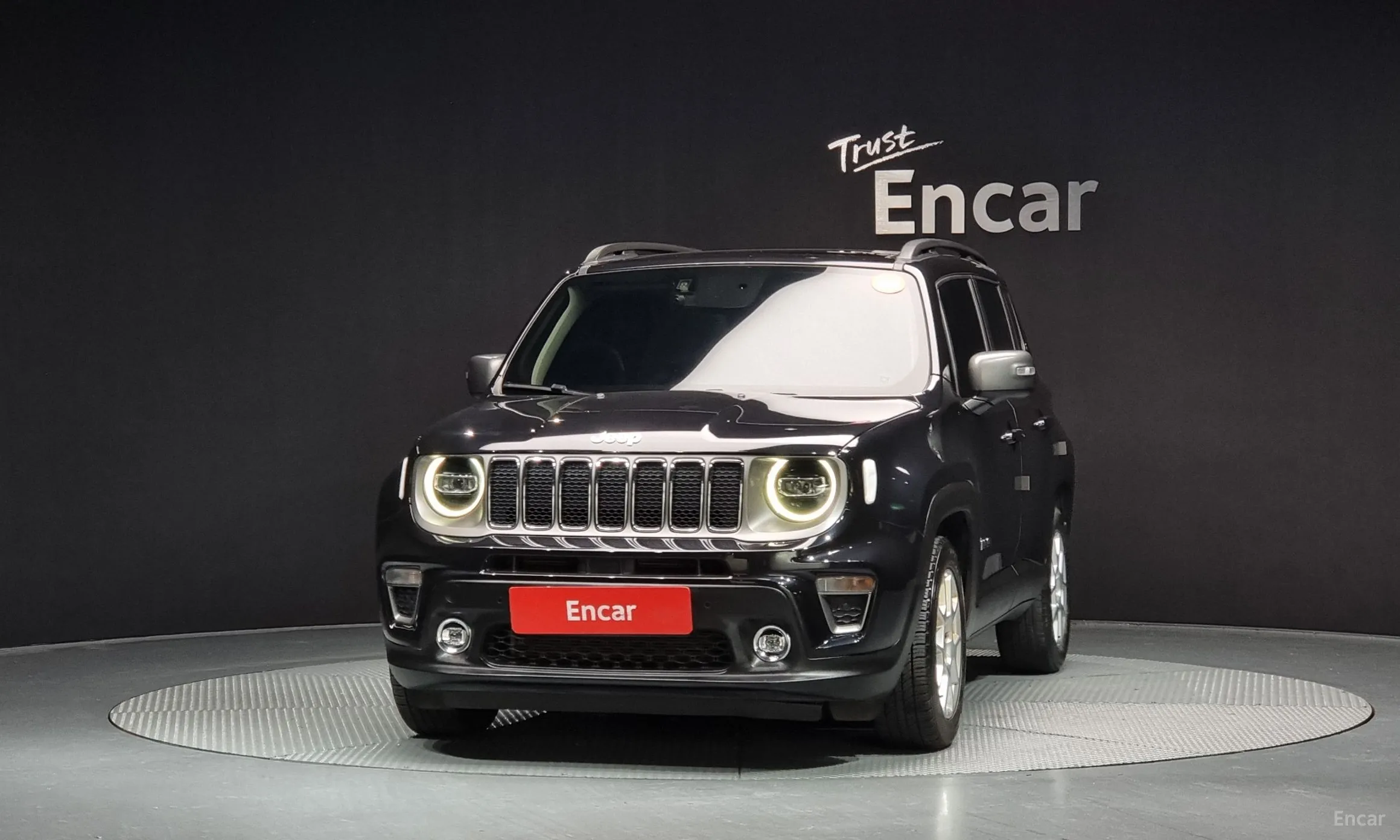 Jeep Renegade превью 3