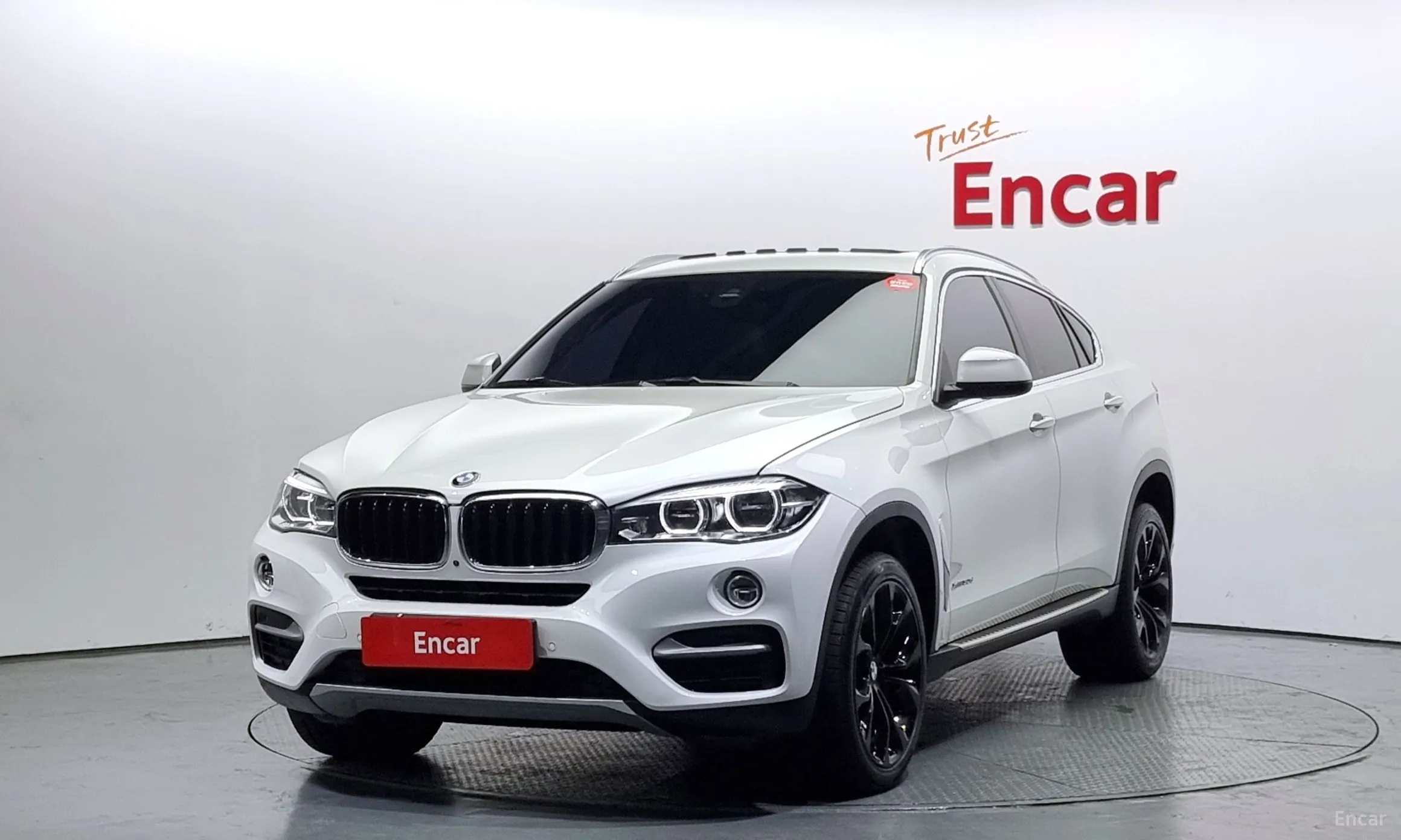 X6 (F16)