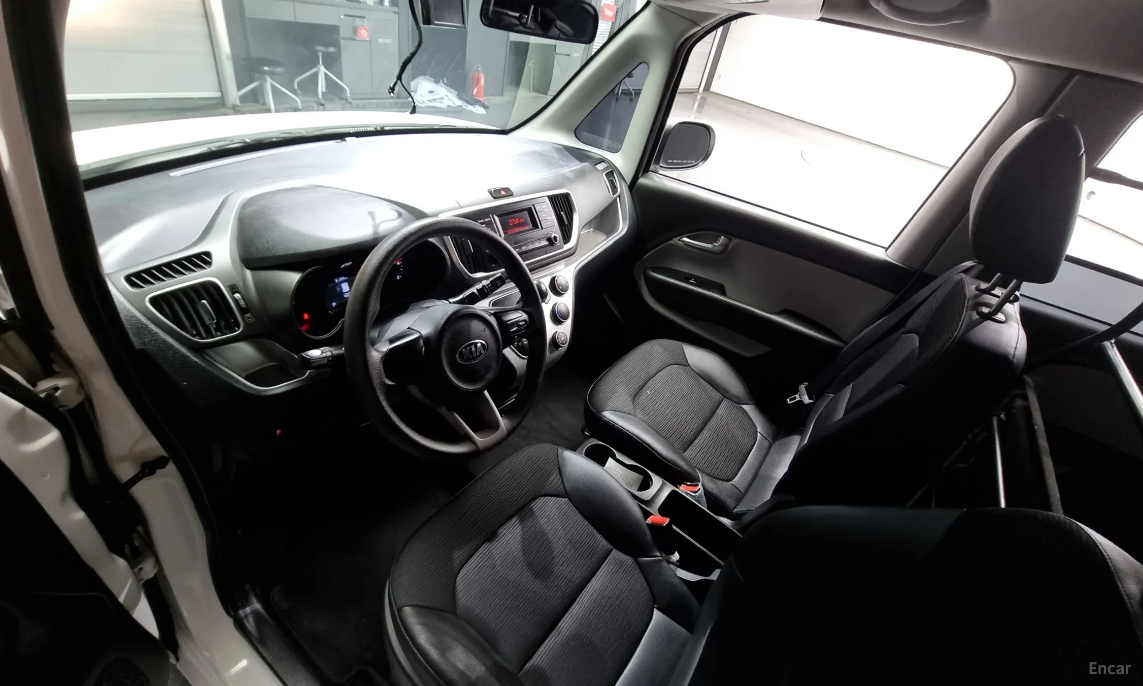 Kia Ray превью 4