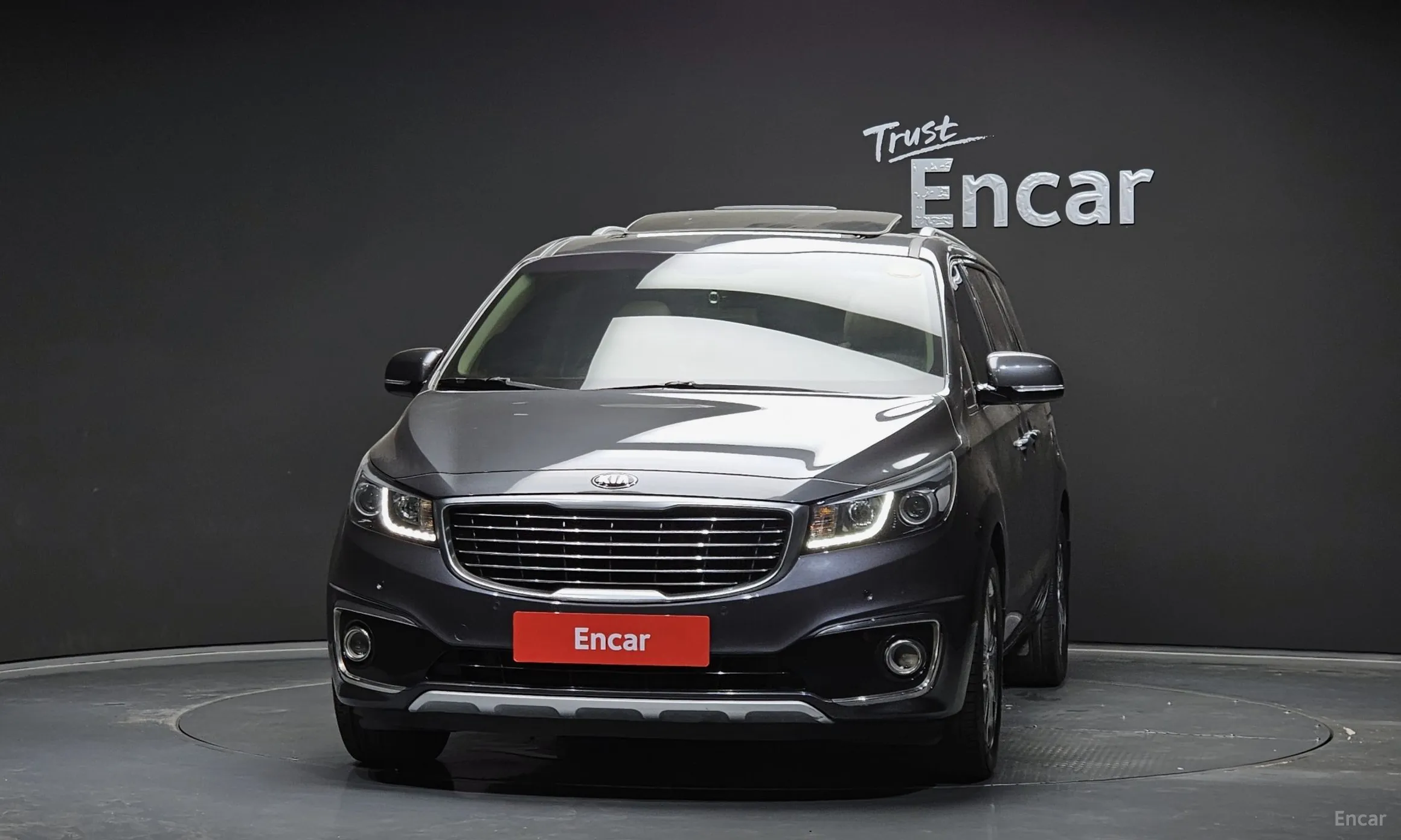 Kia Carnival превью 2
