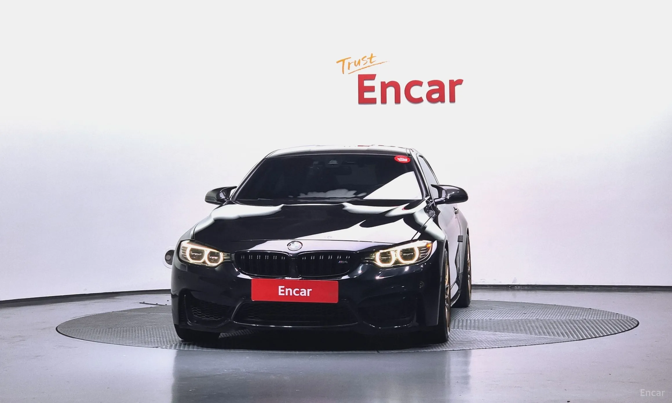 BMW M4 (F82) превью 2