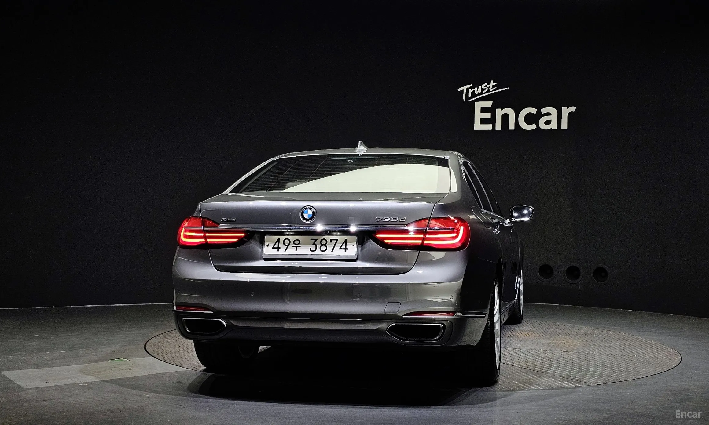 BMW 7 Series (G11) превью 3