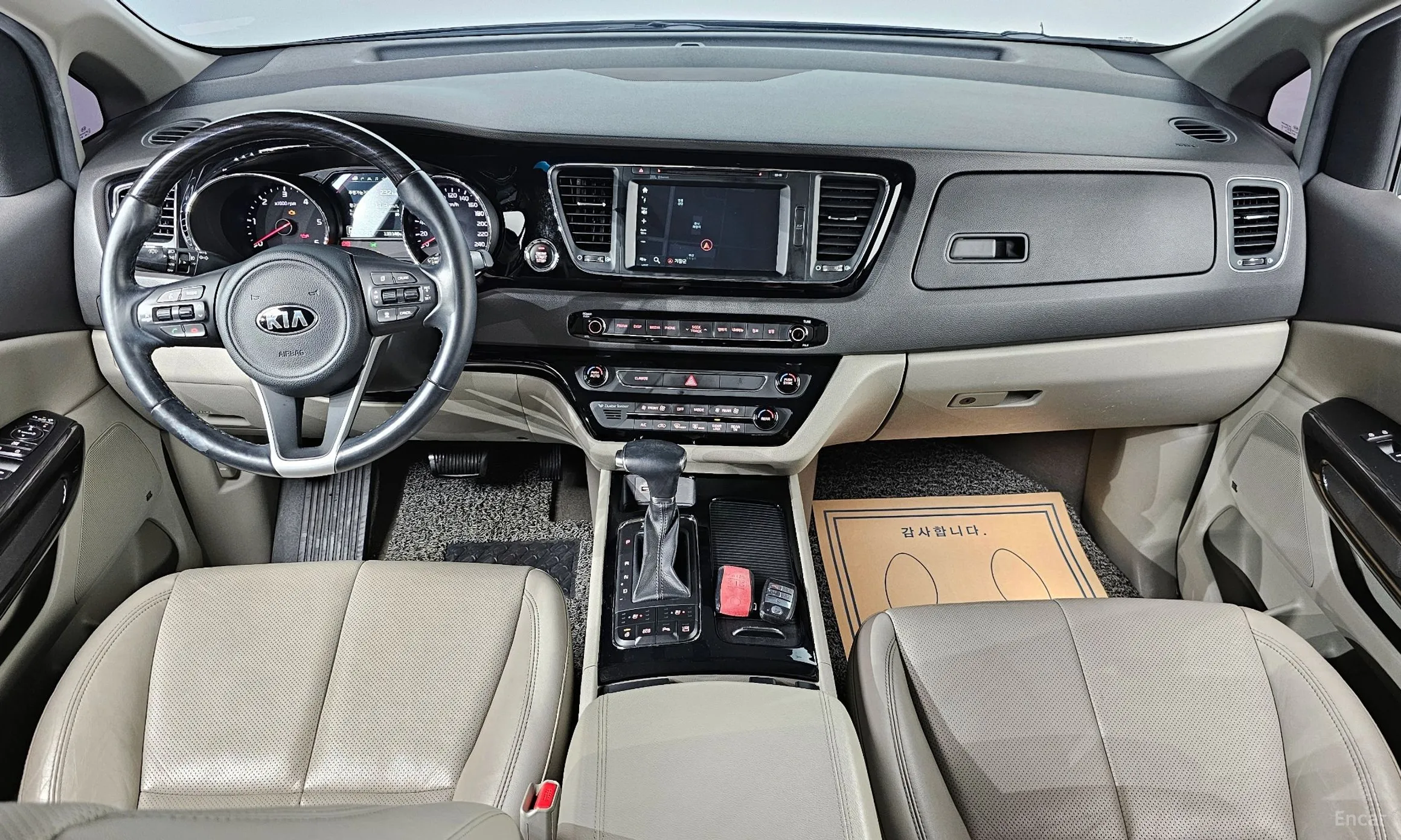 Kia Carnival превью 4