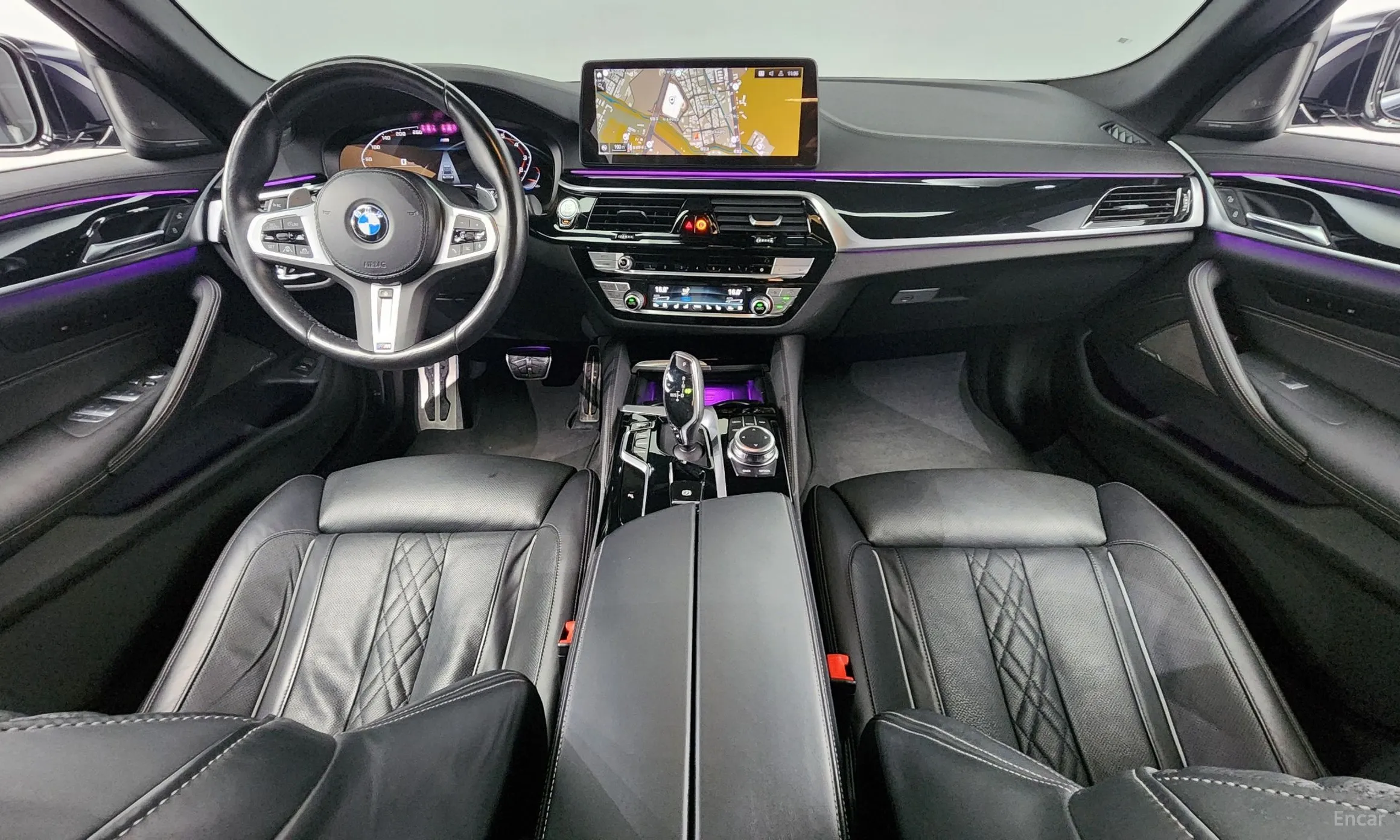 BMW 5 Series (G30) превью 4
