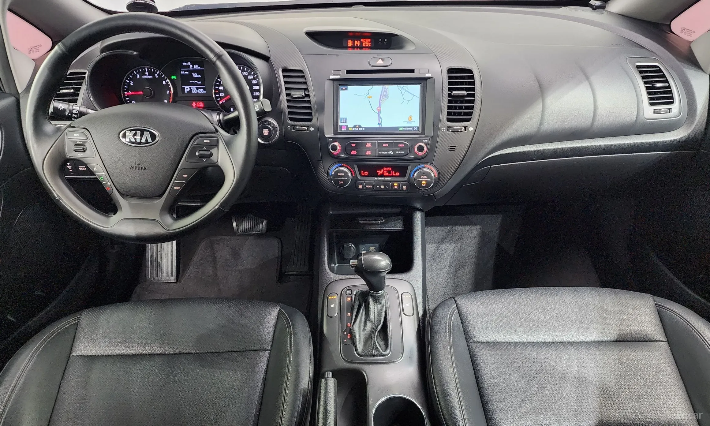 Kia K3 превью 4
