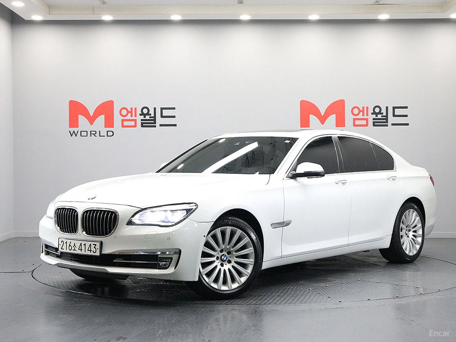 7 Series (F01)