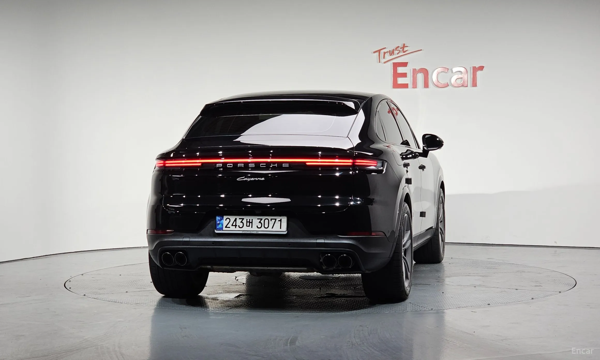 Porsche Cayenne (PO536) превью 3